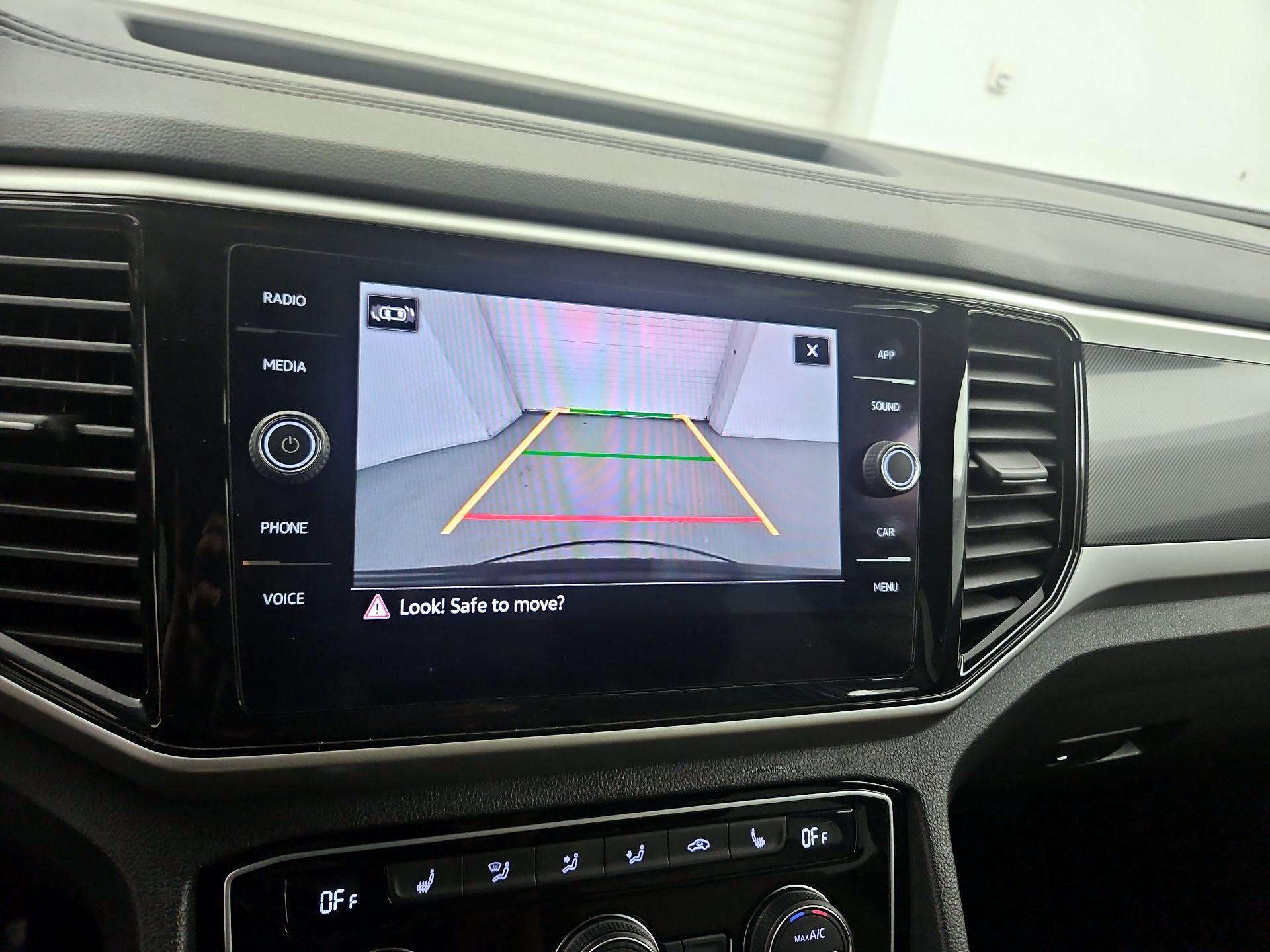 Thumbnail: 2022 Volkswagen Atlas - 14