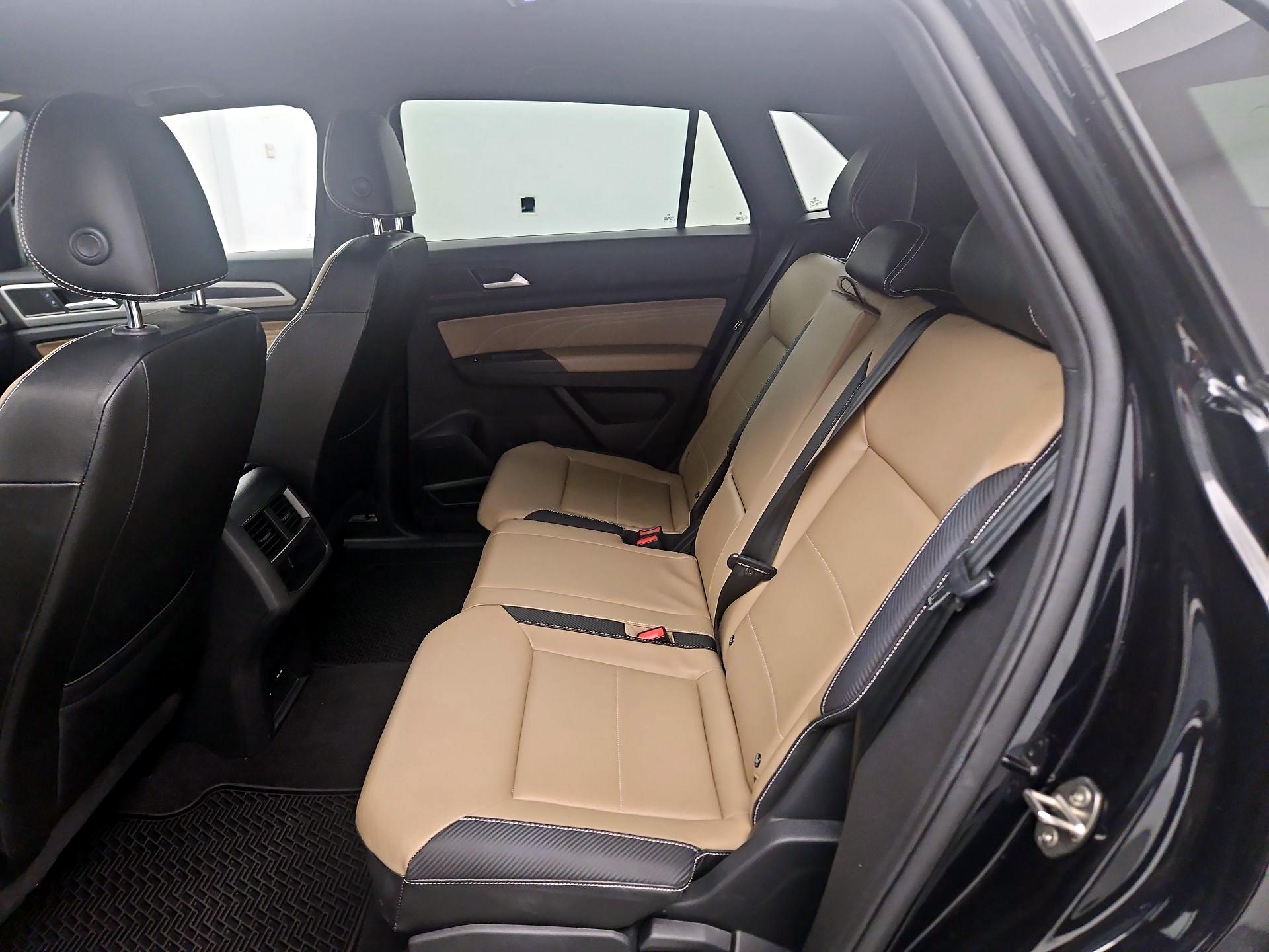 Thumbnail: 2022 Volkswagen Atlas - 19