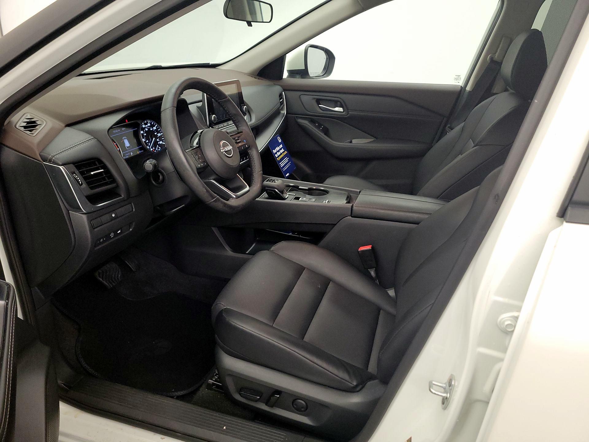 Thumbnail: 2023 Nissan Rogue - 11