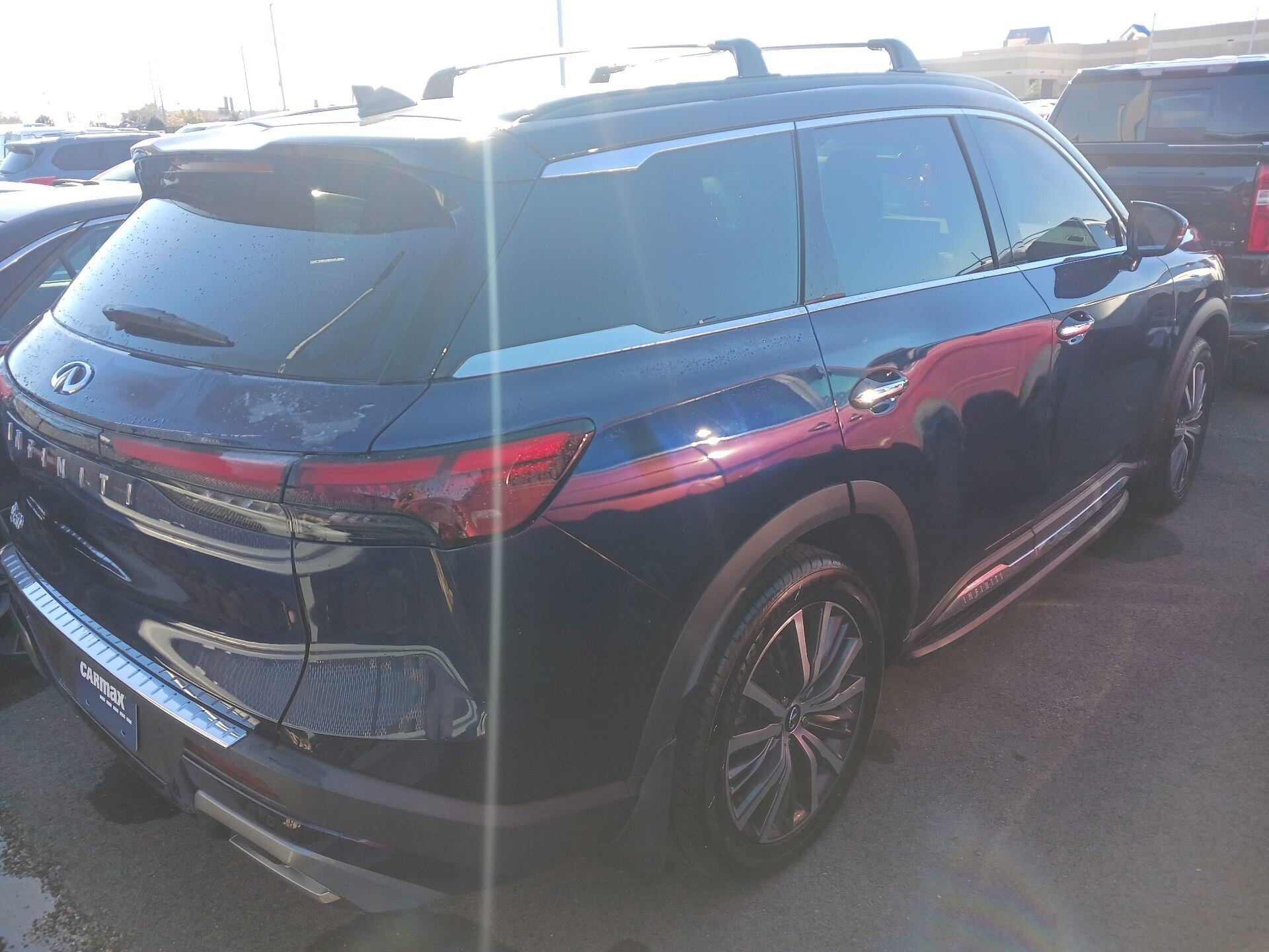 Thumbnail: 2023 INFINITI QX60 - 3