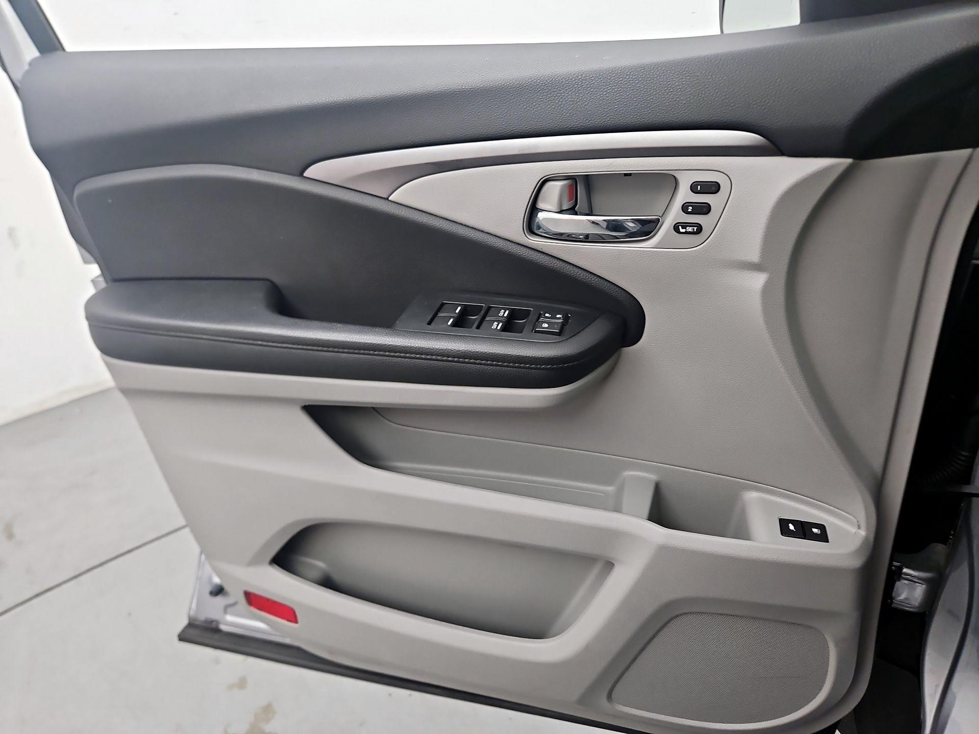 Thumbnail: 2022 Honda Pilot - 12