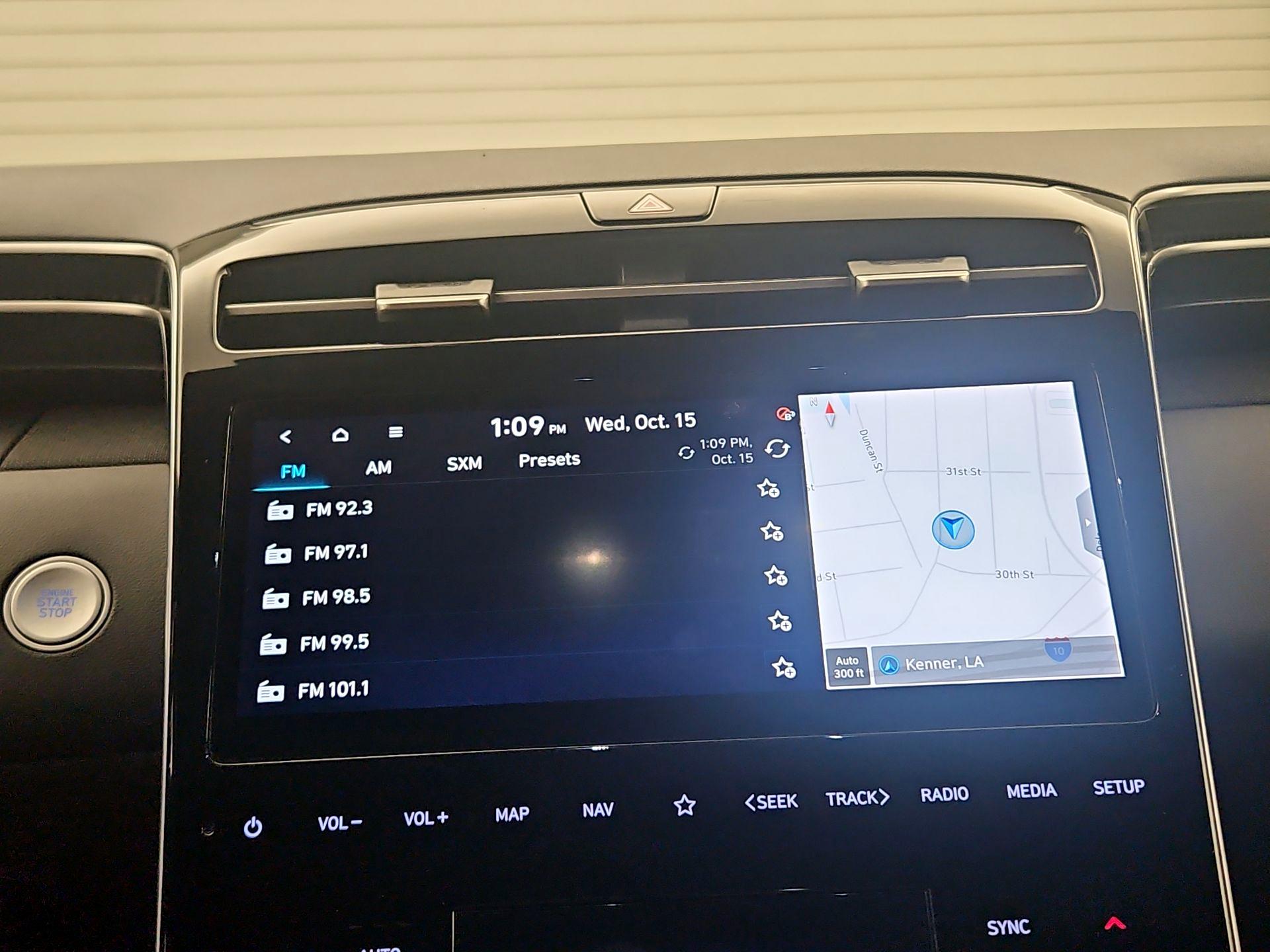 Thumbnail: 2022 Hyundai Santa Cruz - 16