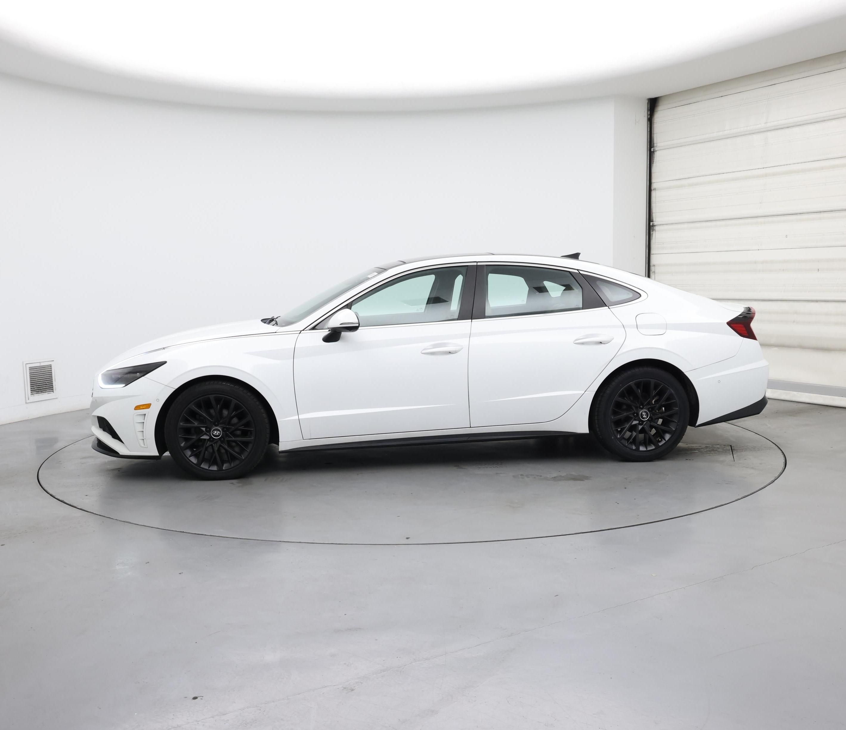 Thumbnail: 2020 Hyundai Sonata - 3