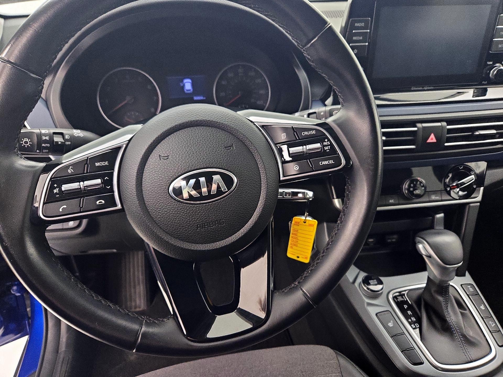 Thumbnail: 2021 Kia Seltos - 10