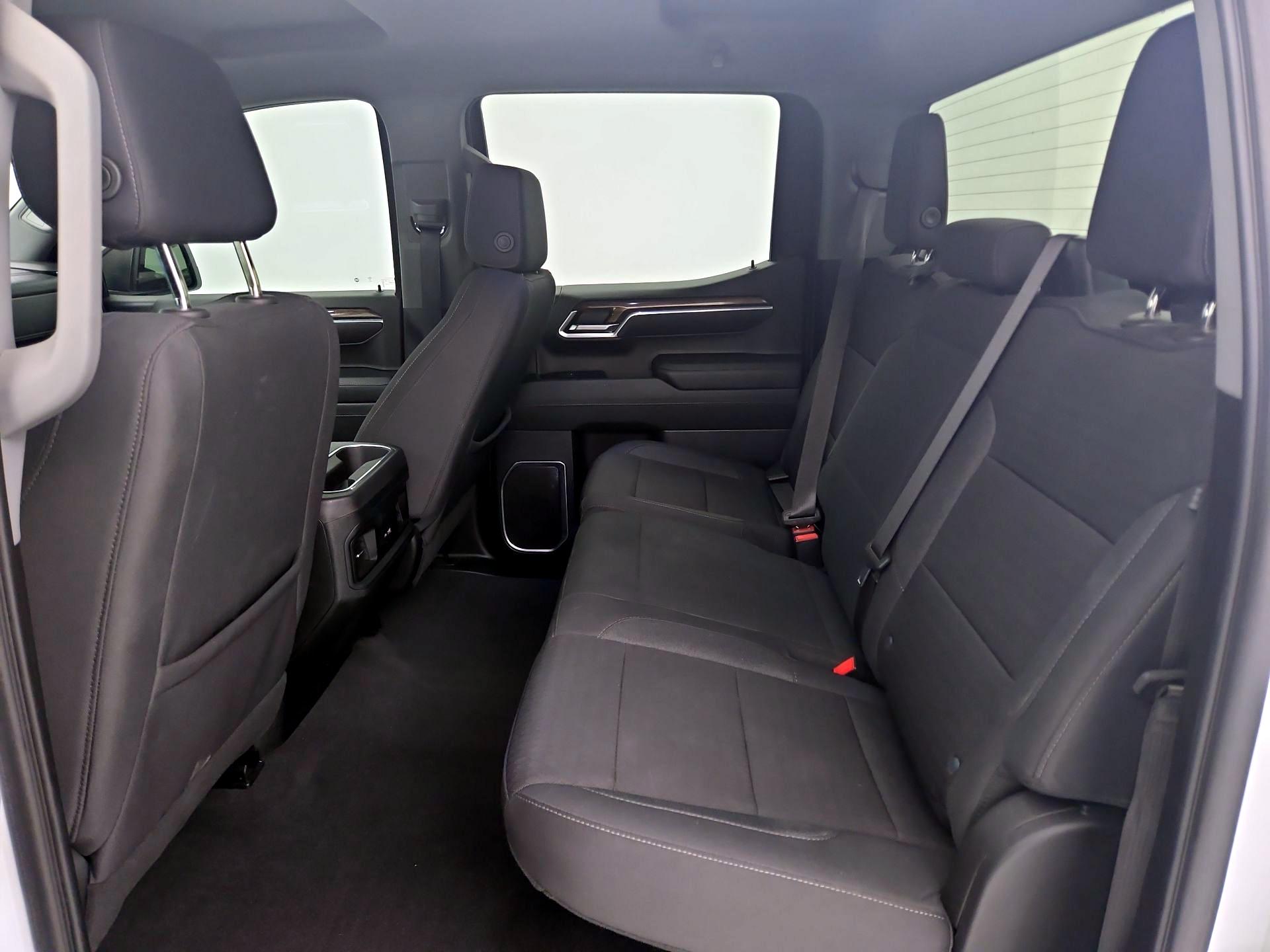 Thumbnail: 2023 Chevrolet Silverado 1500 - 19