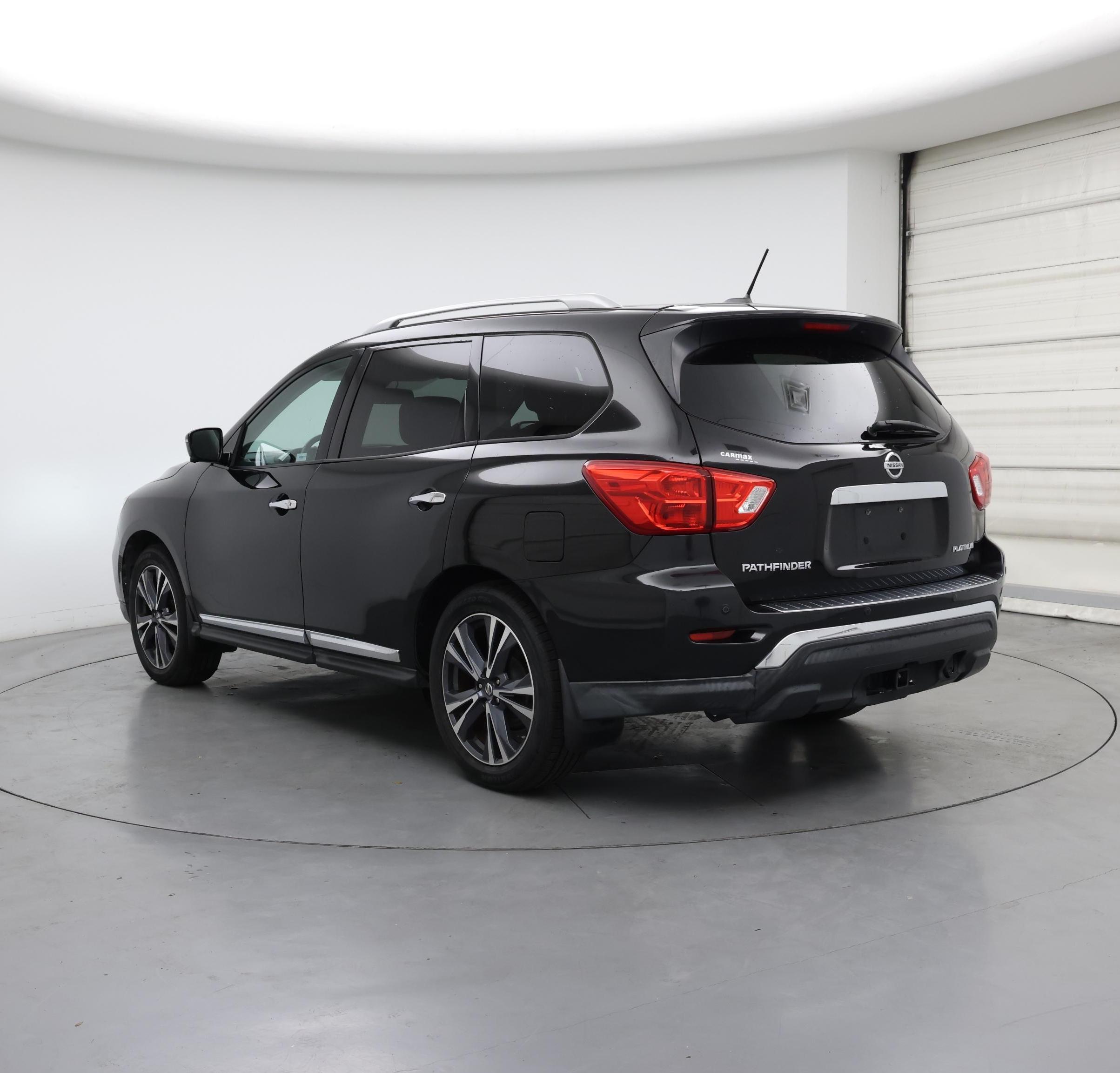 Thumbnail: 2023 Nissan Pathfinder - 2
