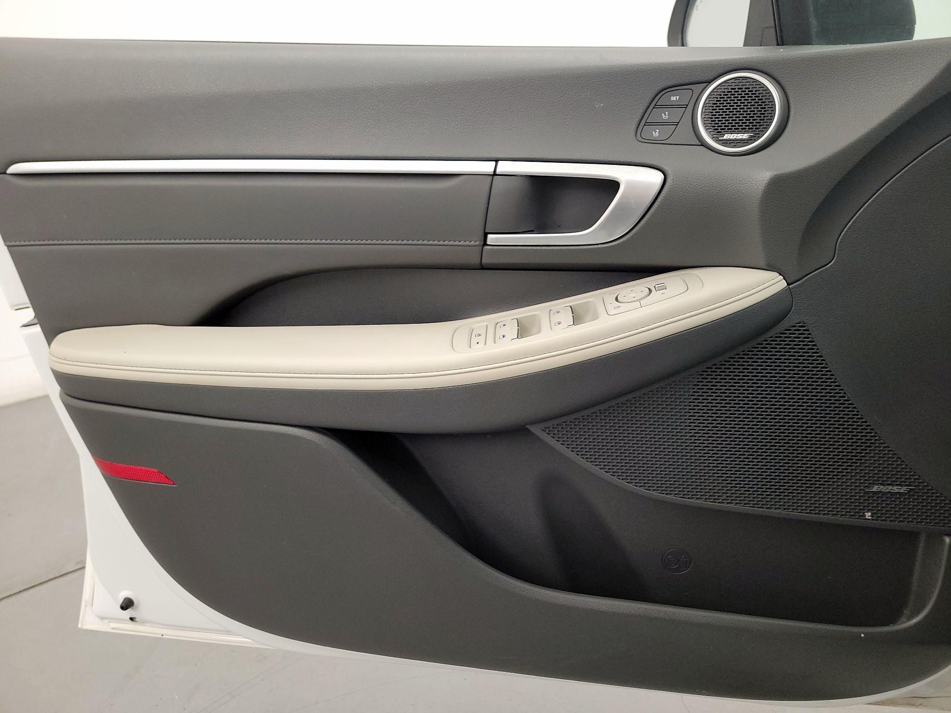 Thumbnail: 2022 Hyundai Sonata - 12