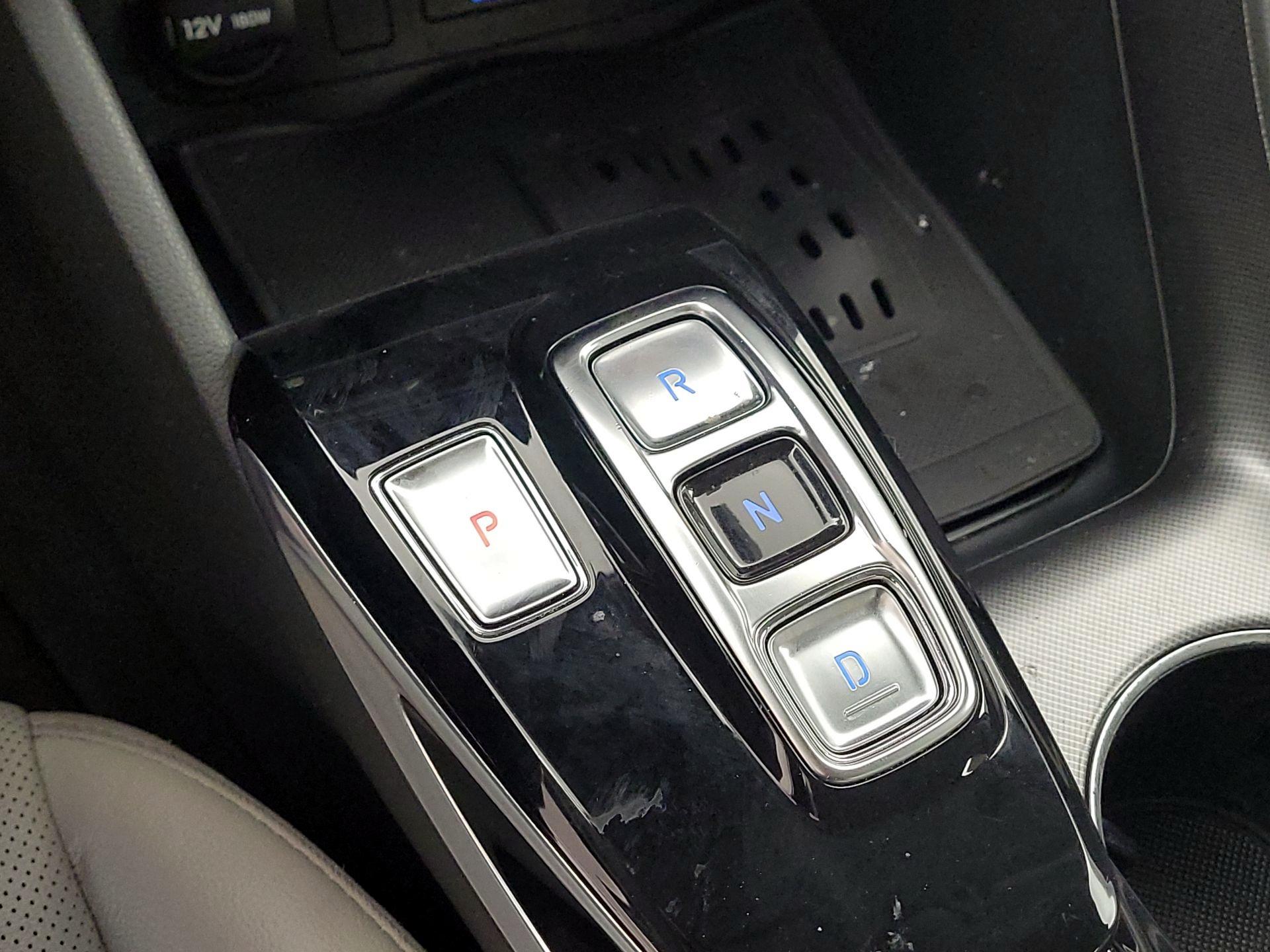 Thumbnail: 2022 Hyundai Sonata - 17