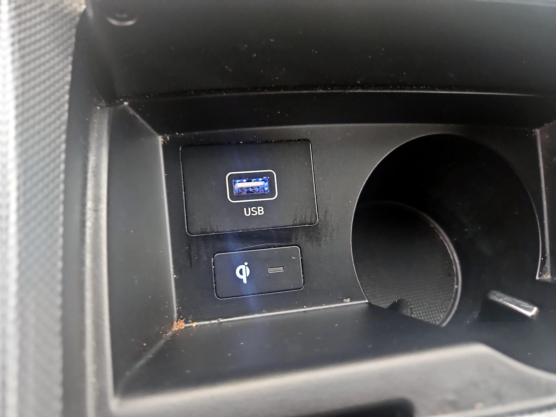 Thumbnail: 2023 Hyundai Santa Fe - 18