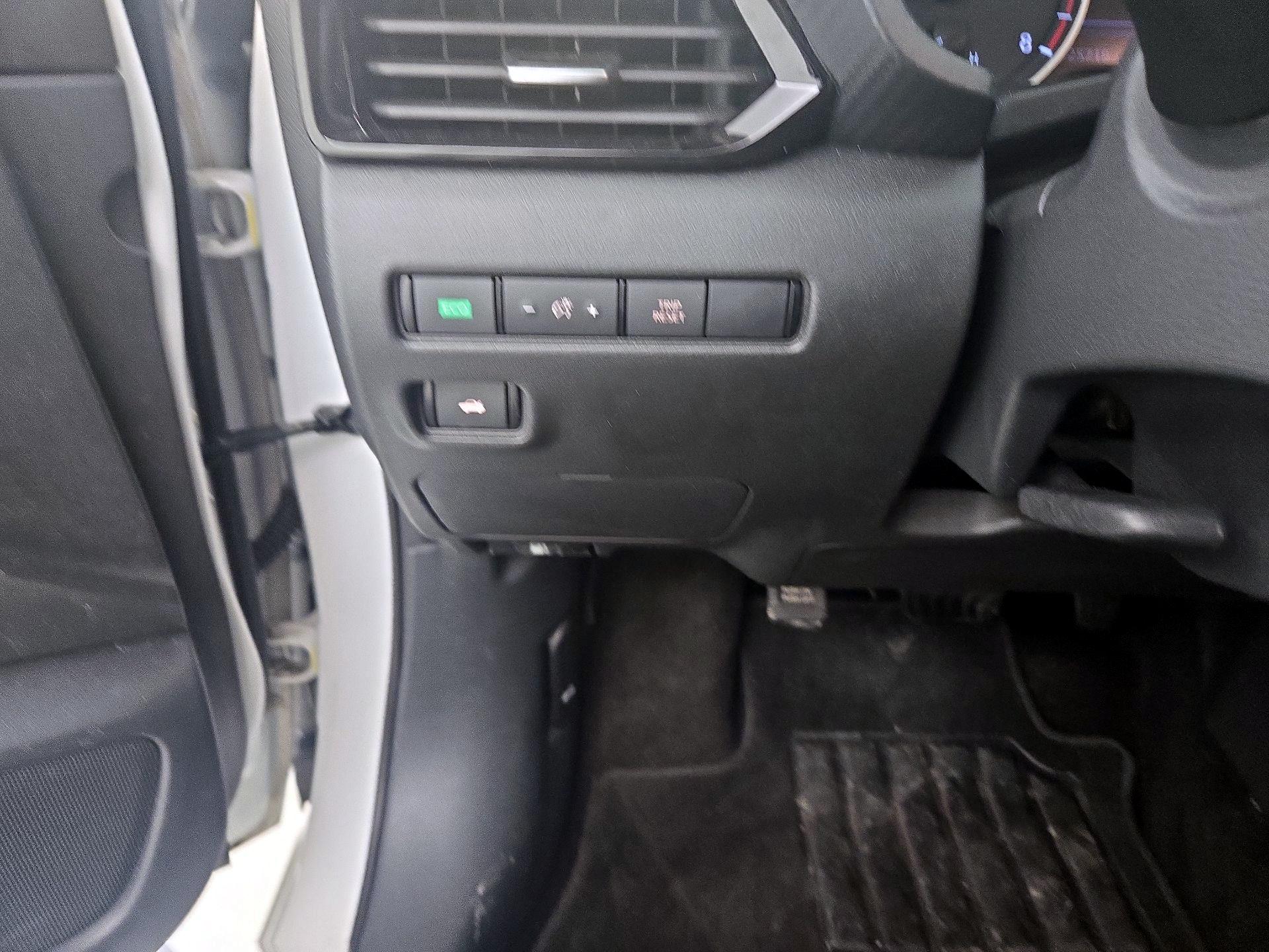 Thumbnail: 2021 Nissan Sentra - 13