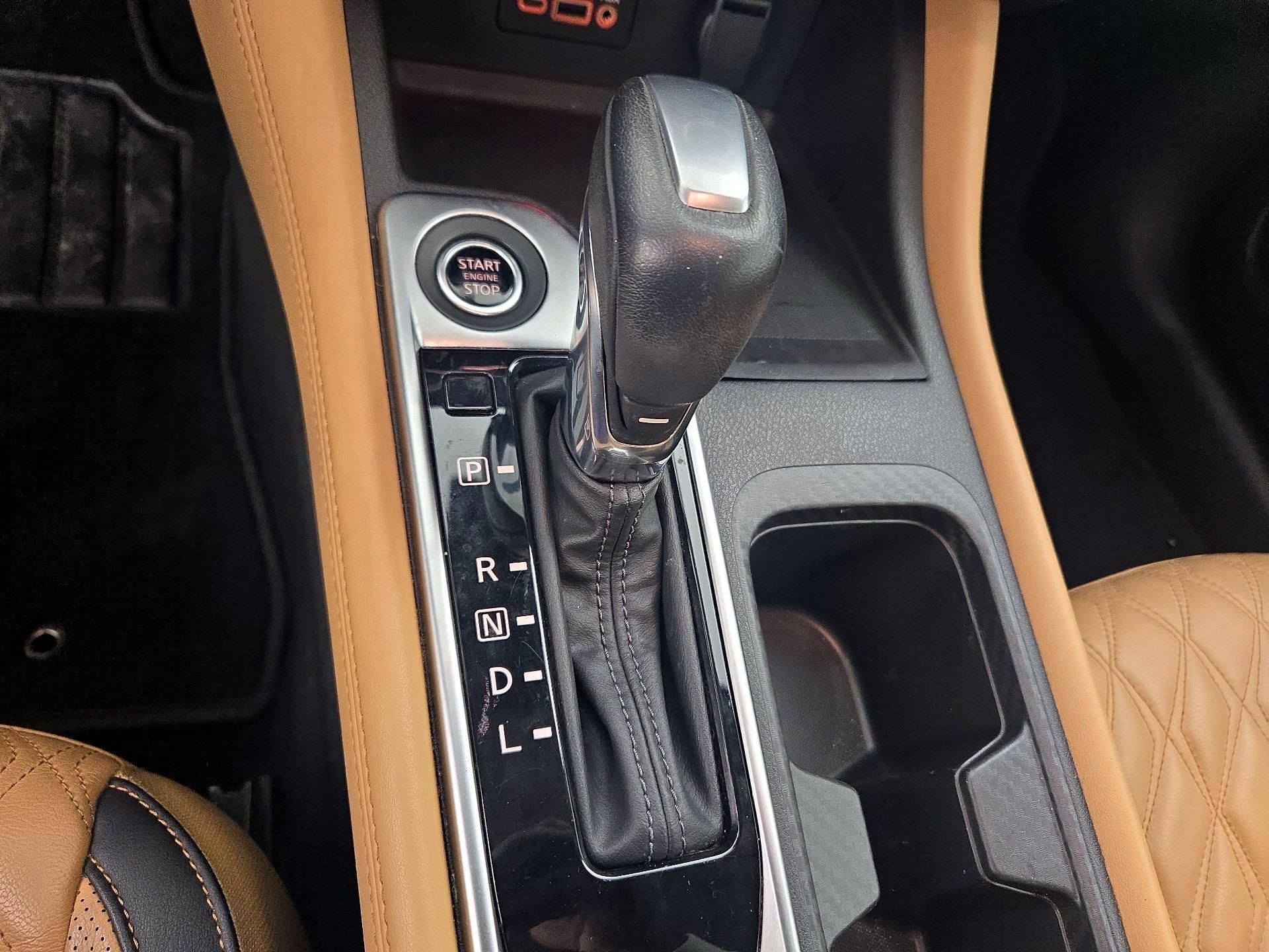 Thumbnail: 2021 Nissan Sentra - 17