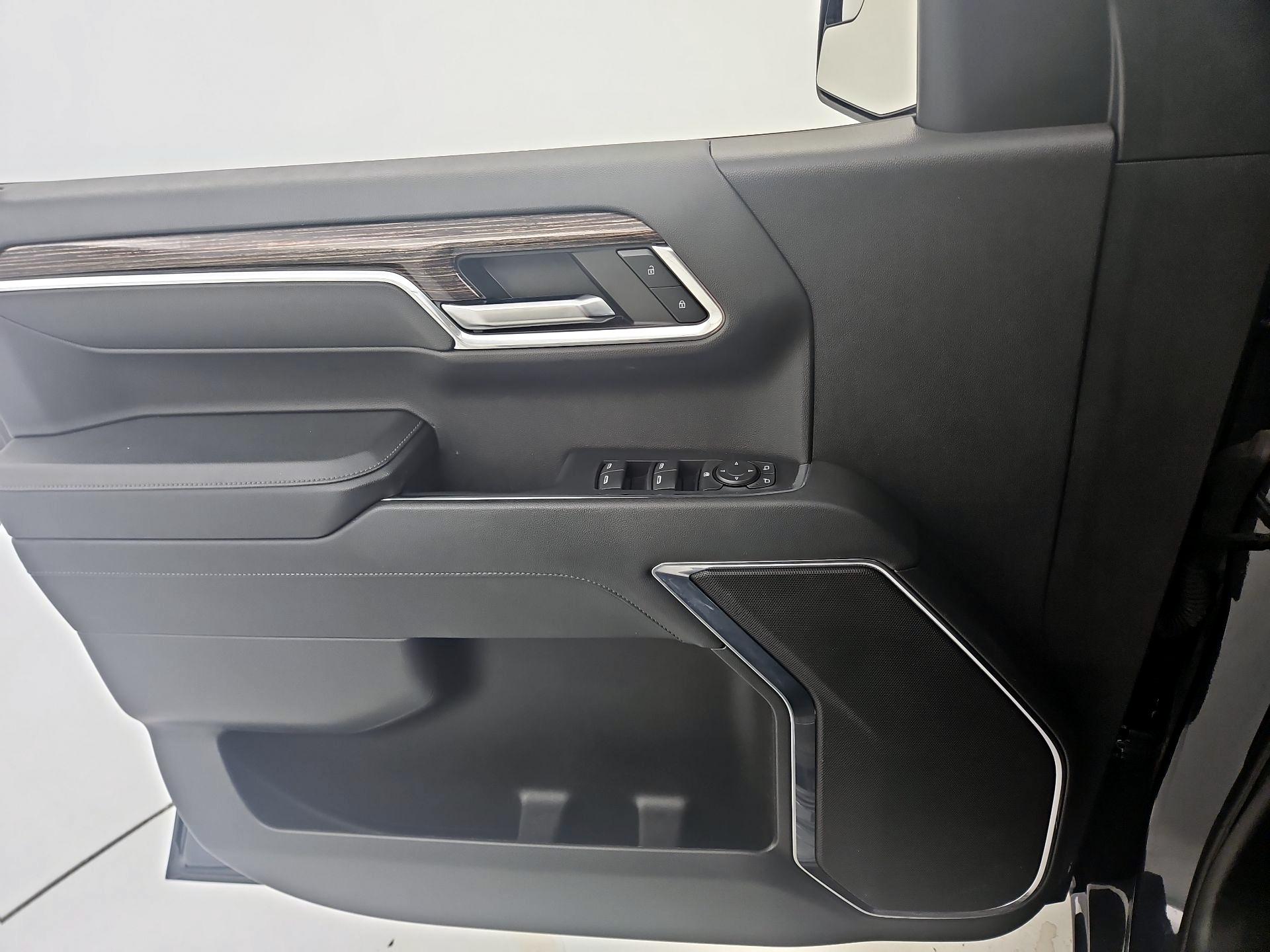 Thumbnail: 2023 GMC Sierra 1500 - 12