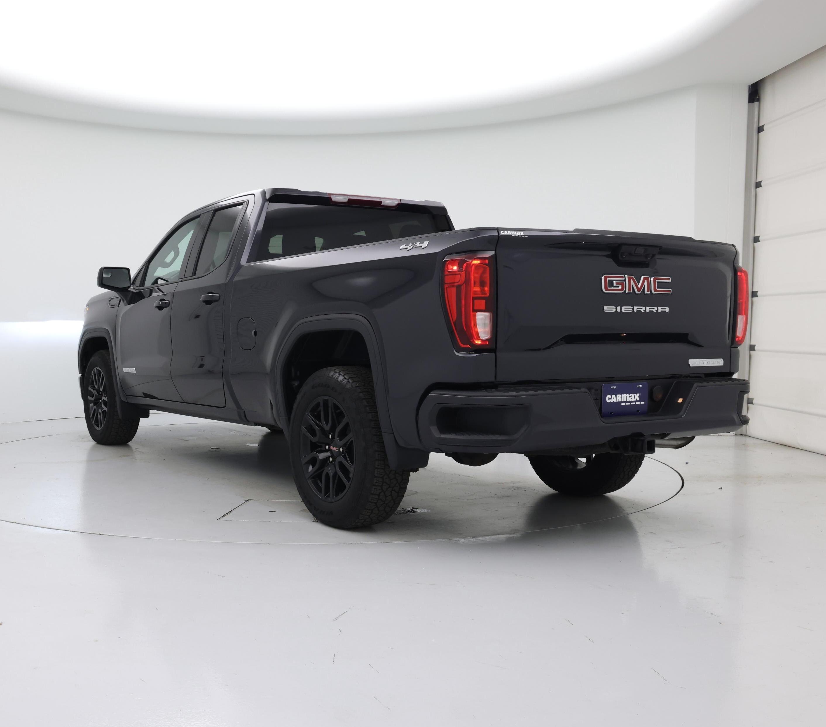 Thumbnail: 2023 GMC Sierra 1500 - 2