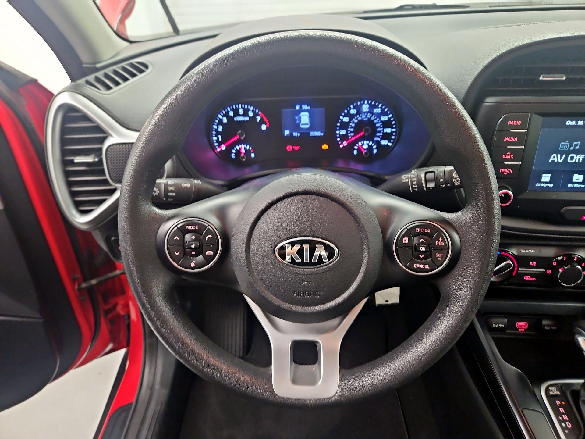 Thumbnail: 2020 Kia Soul - 10