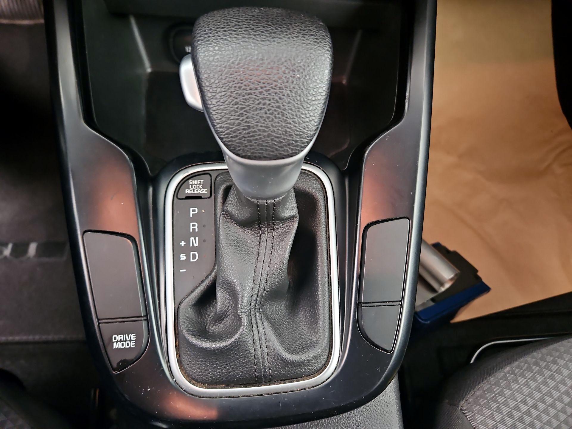 Thumbnail: 2020 Kia Soul - 16