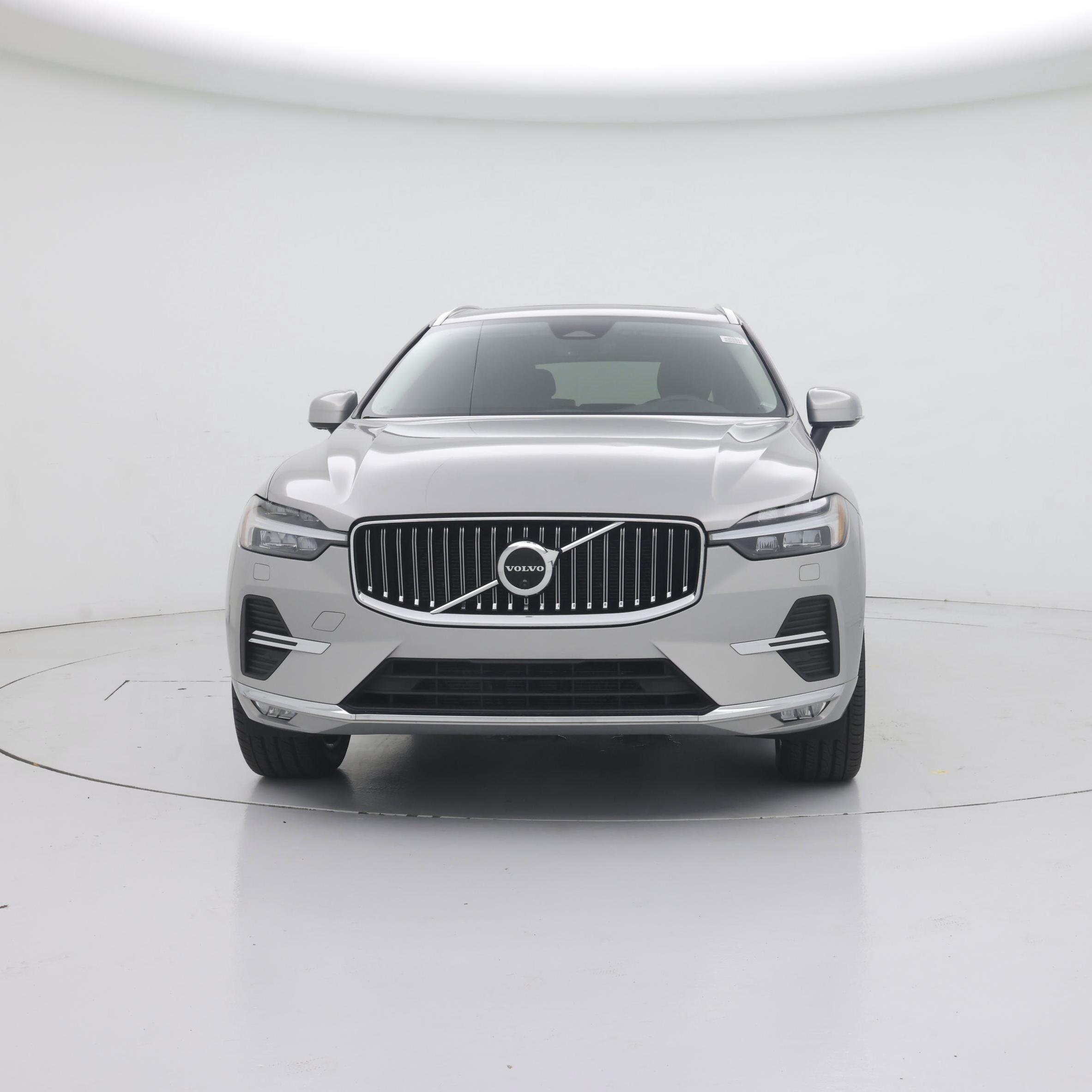 Thumbnail: 2023 Volvo XC60 - 5
