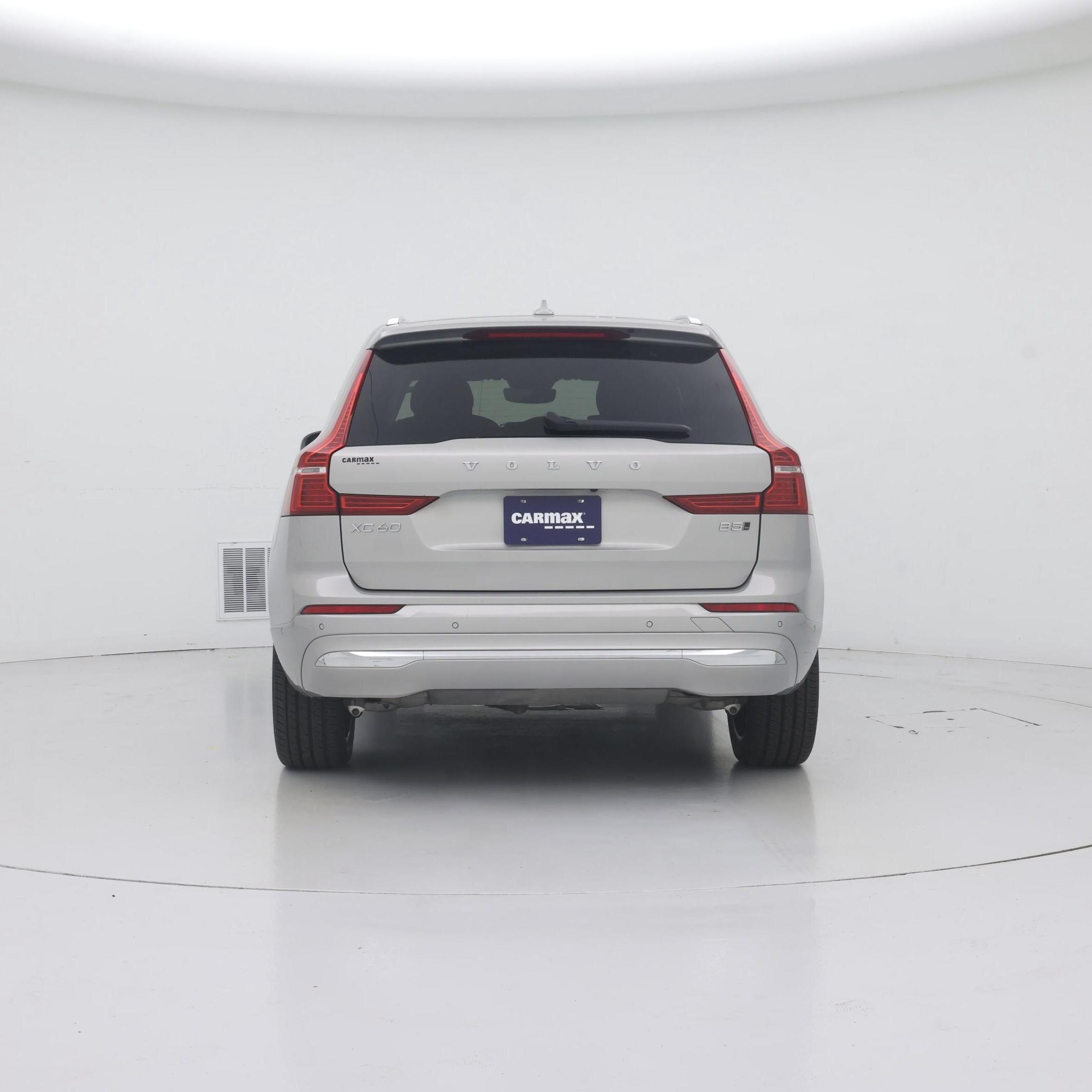 Thumbnail: 2023 Volvo XC60 - 6