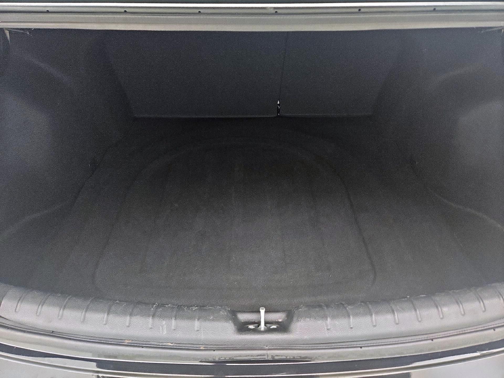 Thumbnail: 2020 Kia Rio - 20