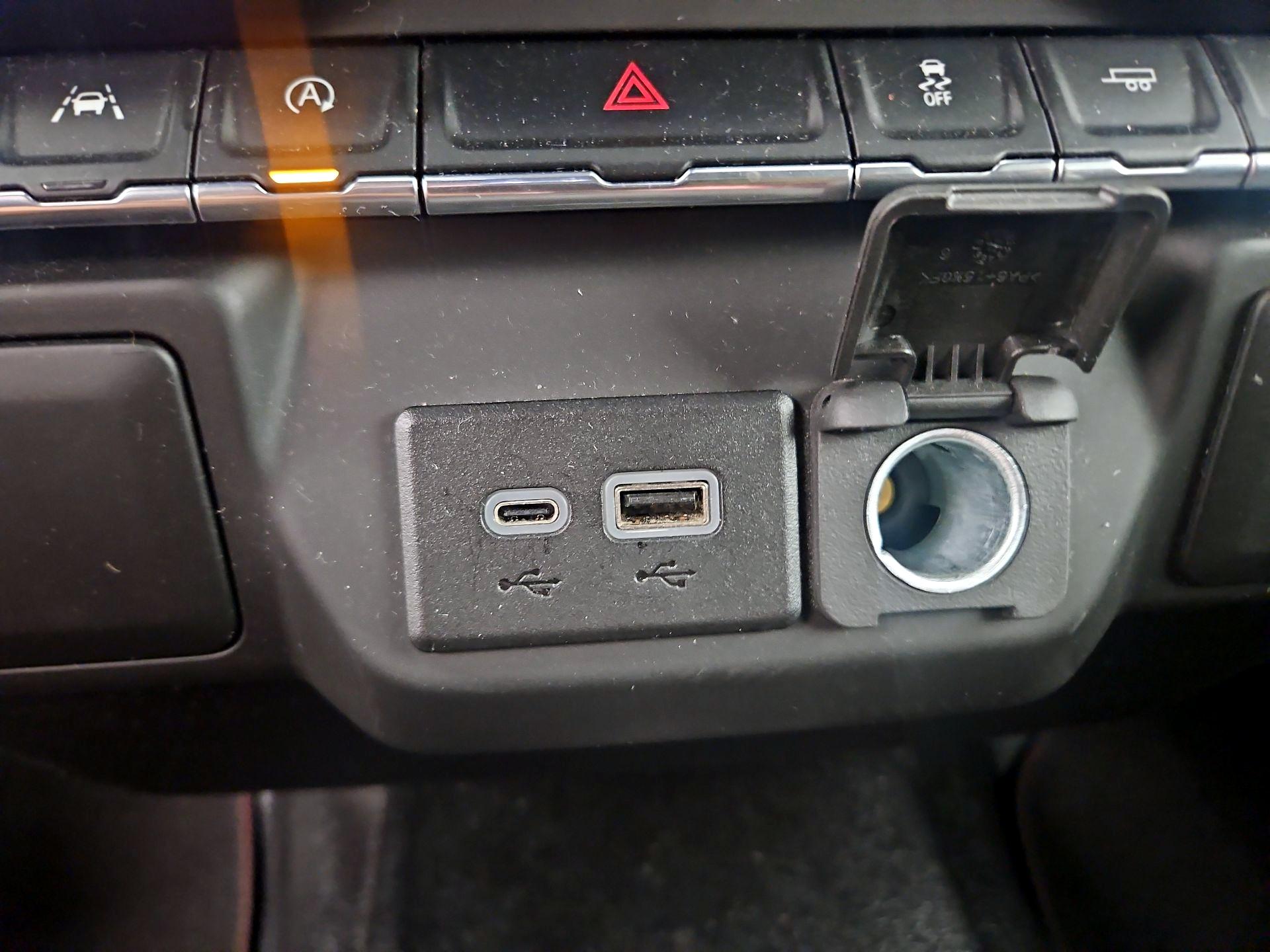 Thumbnail: 2023 Chevrolet Silverado 1500 - 18