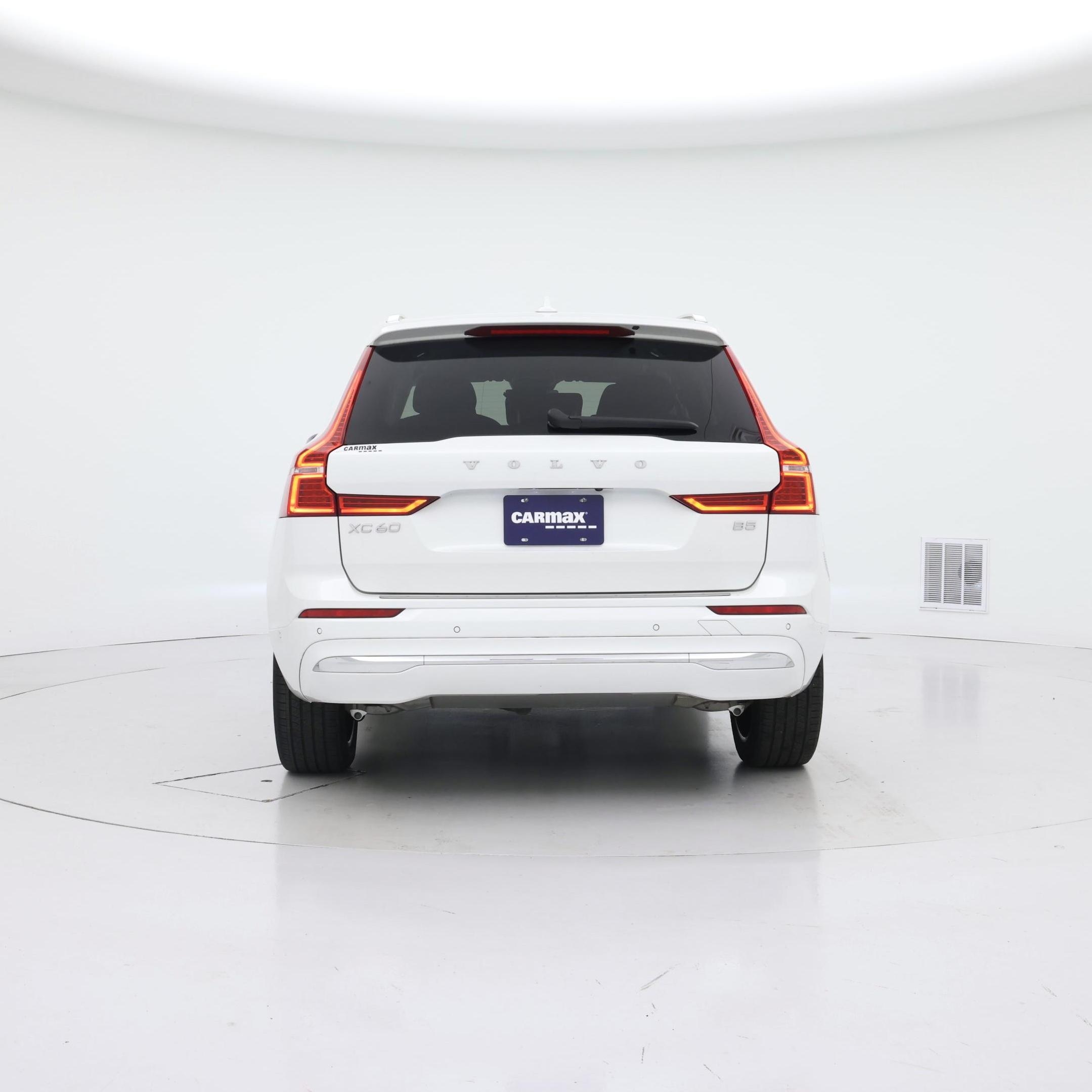 Thumbnail: 2023 Volvo XC60 - 6
