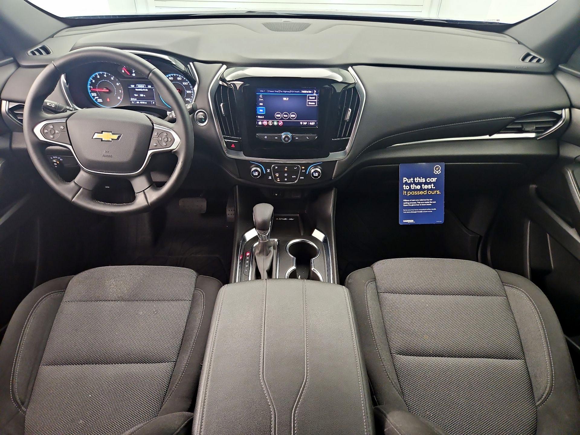 Thumbnail: 2023 Chevrolet Traverse - 9