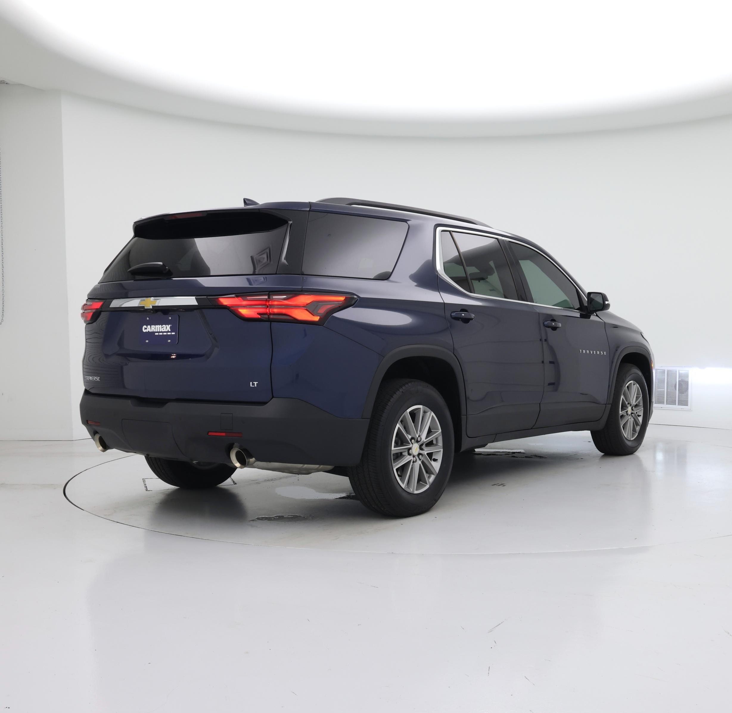 Thumbnail: 2023 Chevrolet Traverse - 8