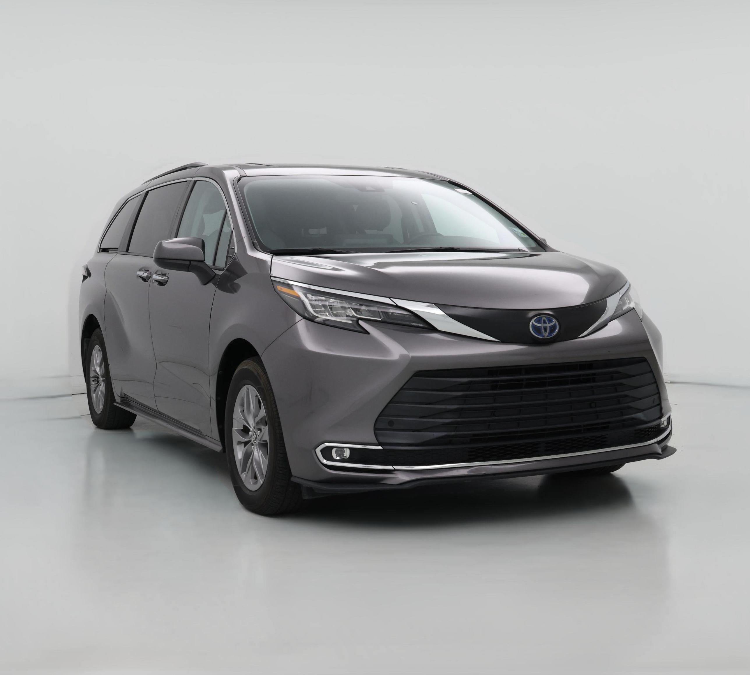 Thumbnail: 2023 Toyota Sienna - 1