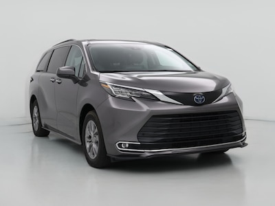 2023 Toyota Sienna Hybrid XLE