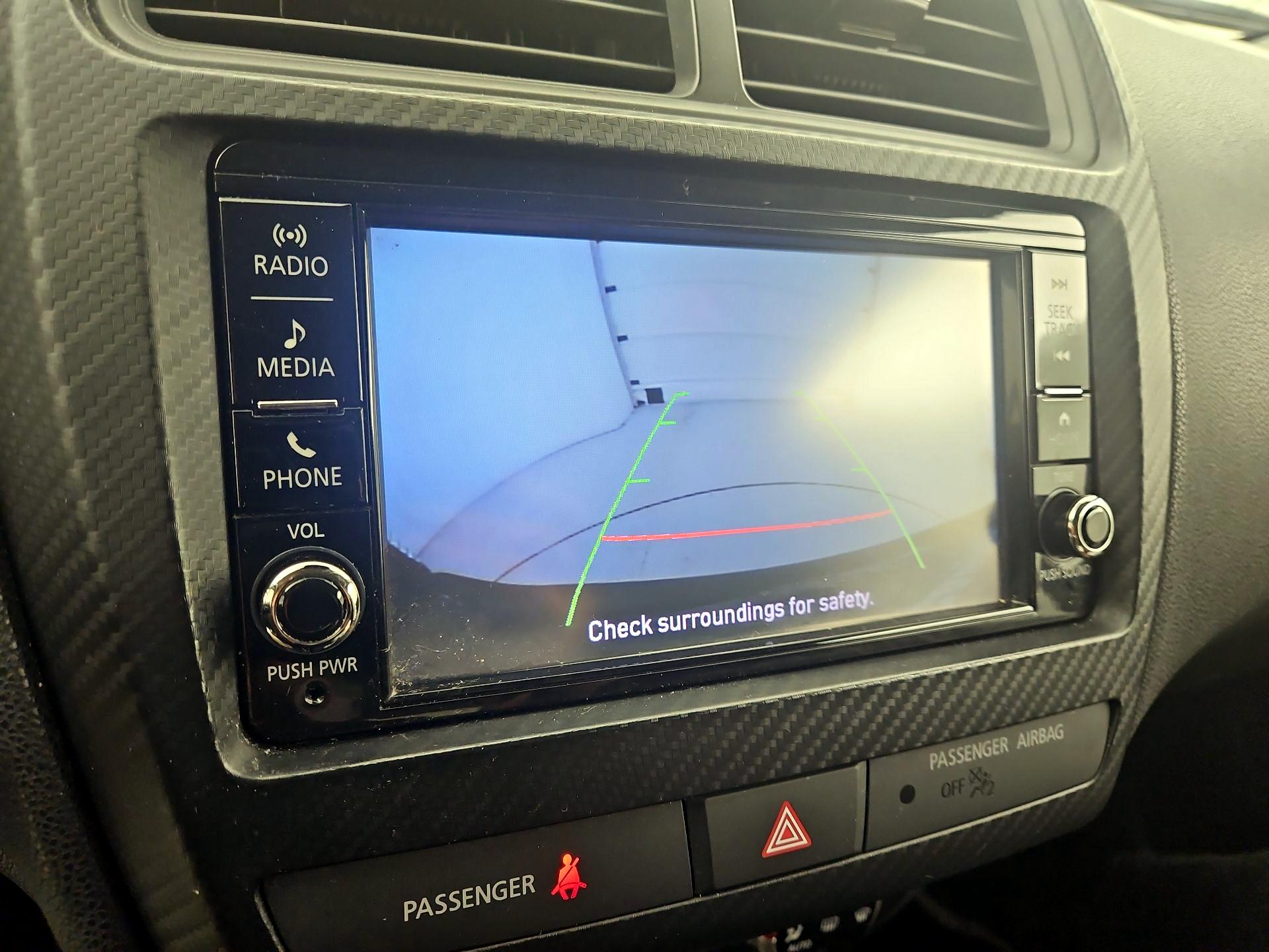 Thumbnail: 2023 Mitsubishi Outlander Sport - 14