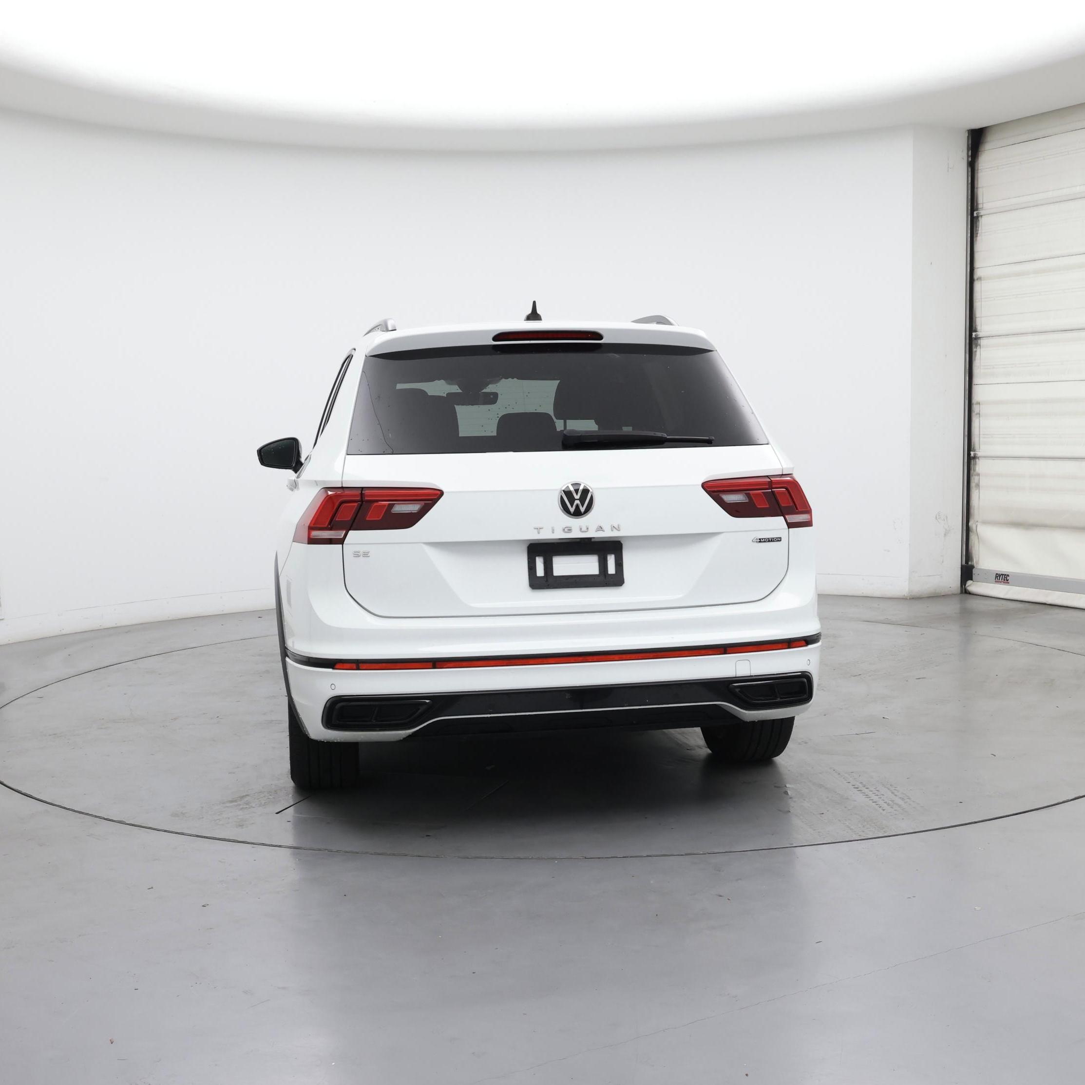 Thumbnail: 2022 Volkswagen Tiguan - 6