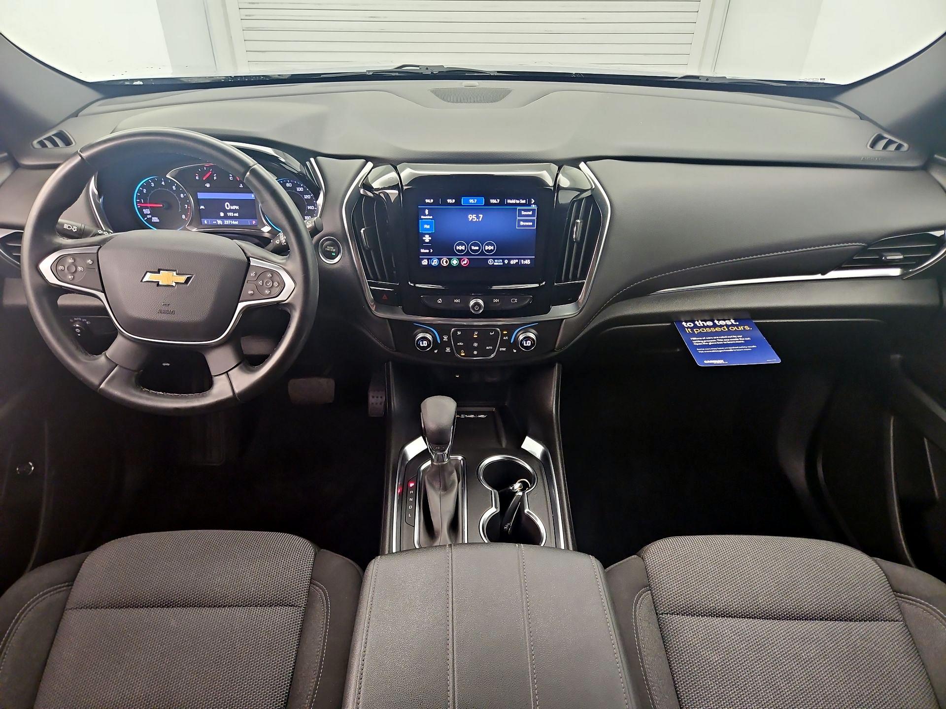 Thumbnail: 2023 Chevrolet Traverse - 9