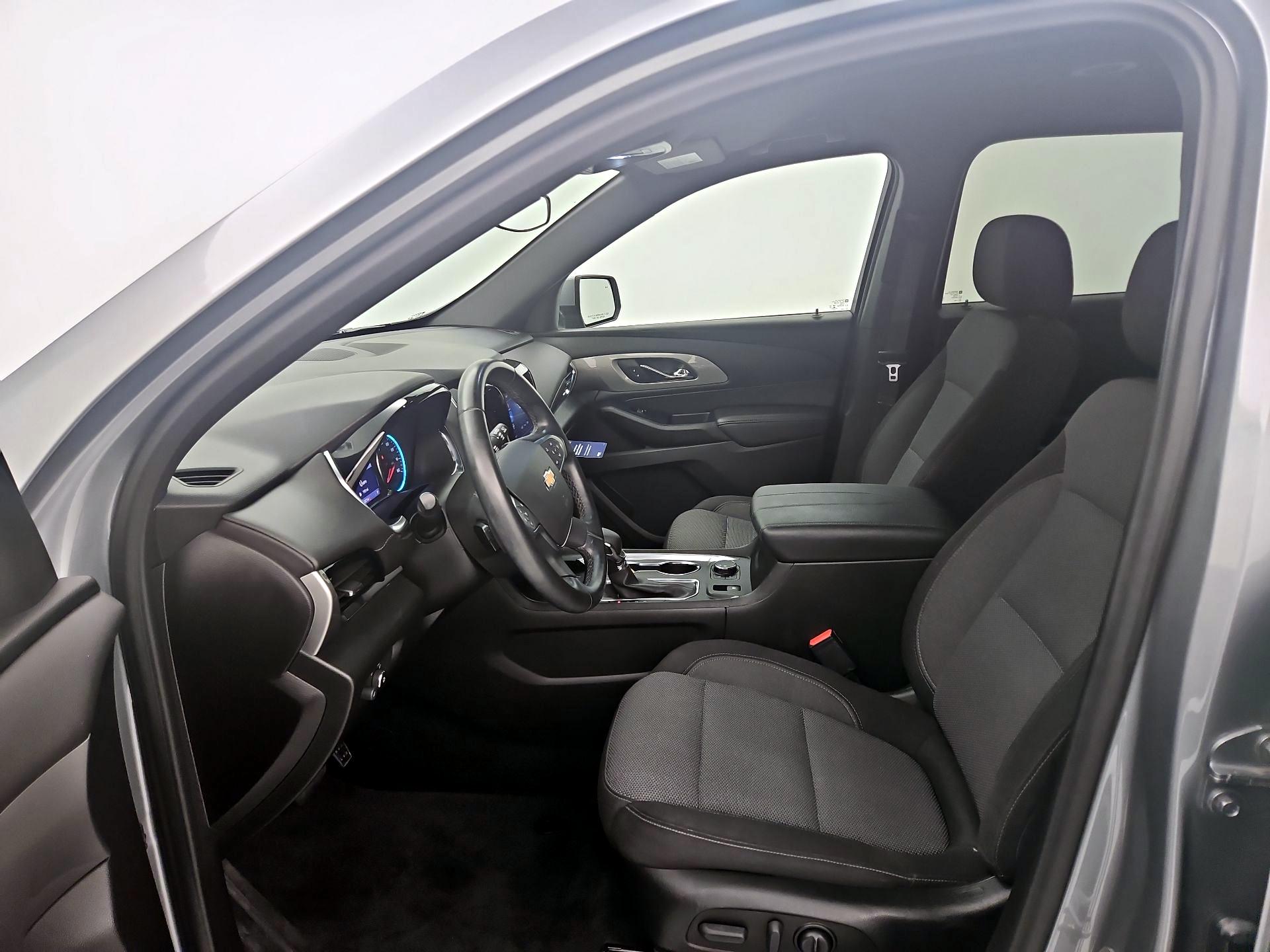 Thumbnail: 2023 Chevrolet Traverse - 11