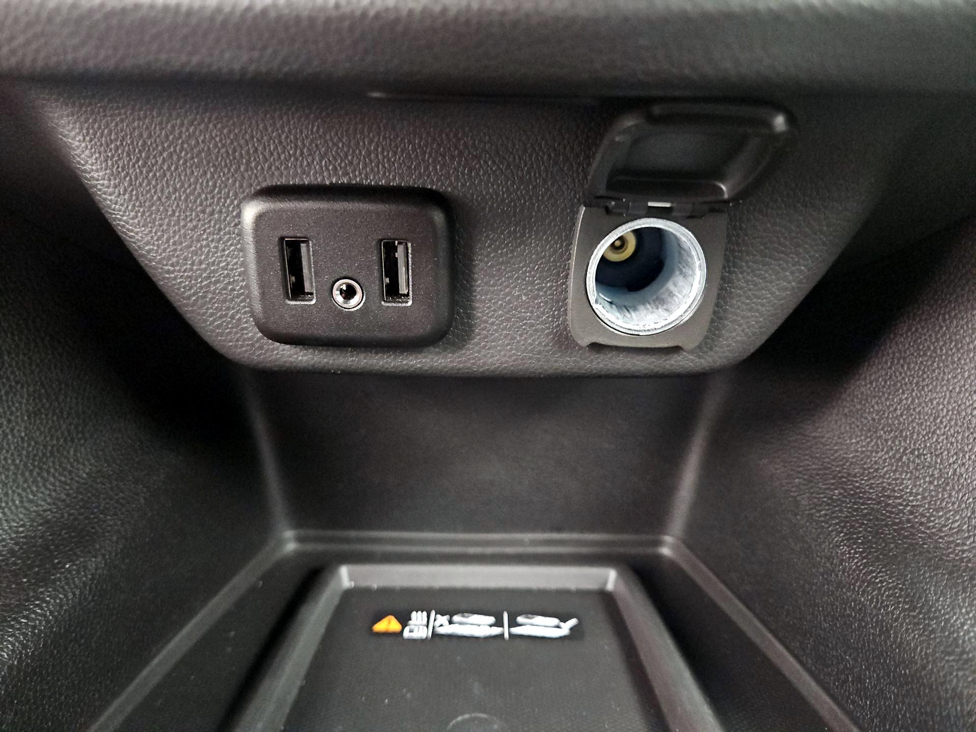 Thumbnail: 2023 Chevrolet Traverse - 18