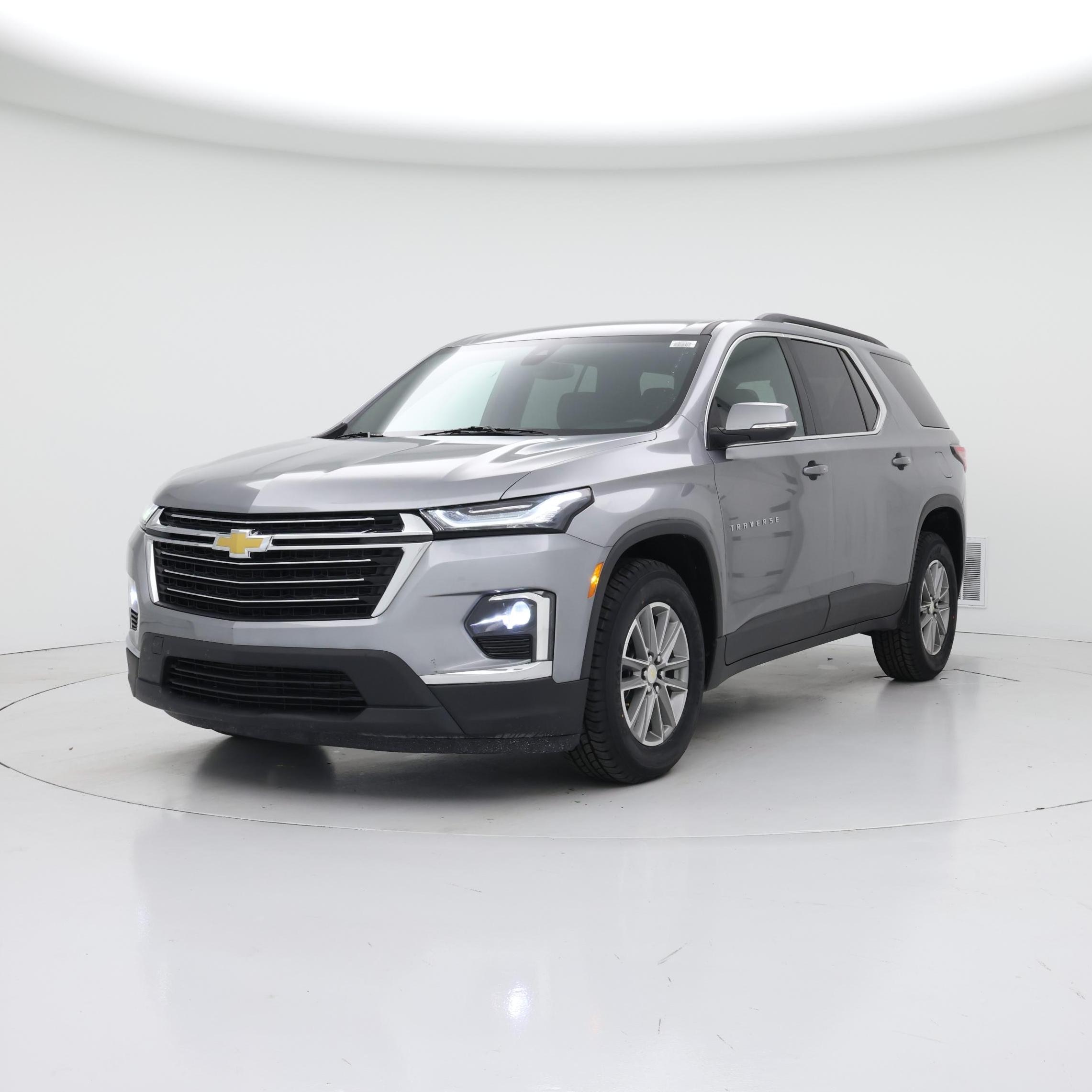 Thumbnail: 2023 Chevrolet Traverse - 4