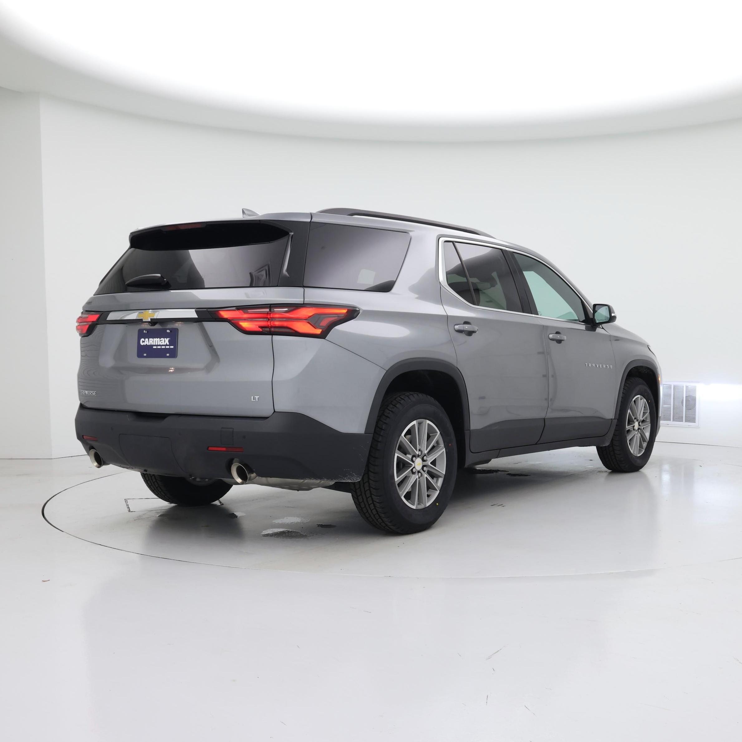 Thumbnail: 2023 Chevrolet Traverse - 8