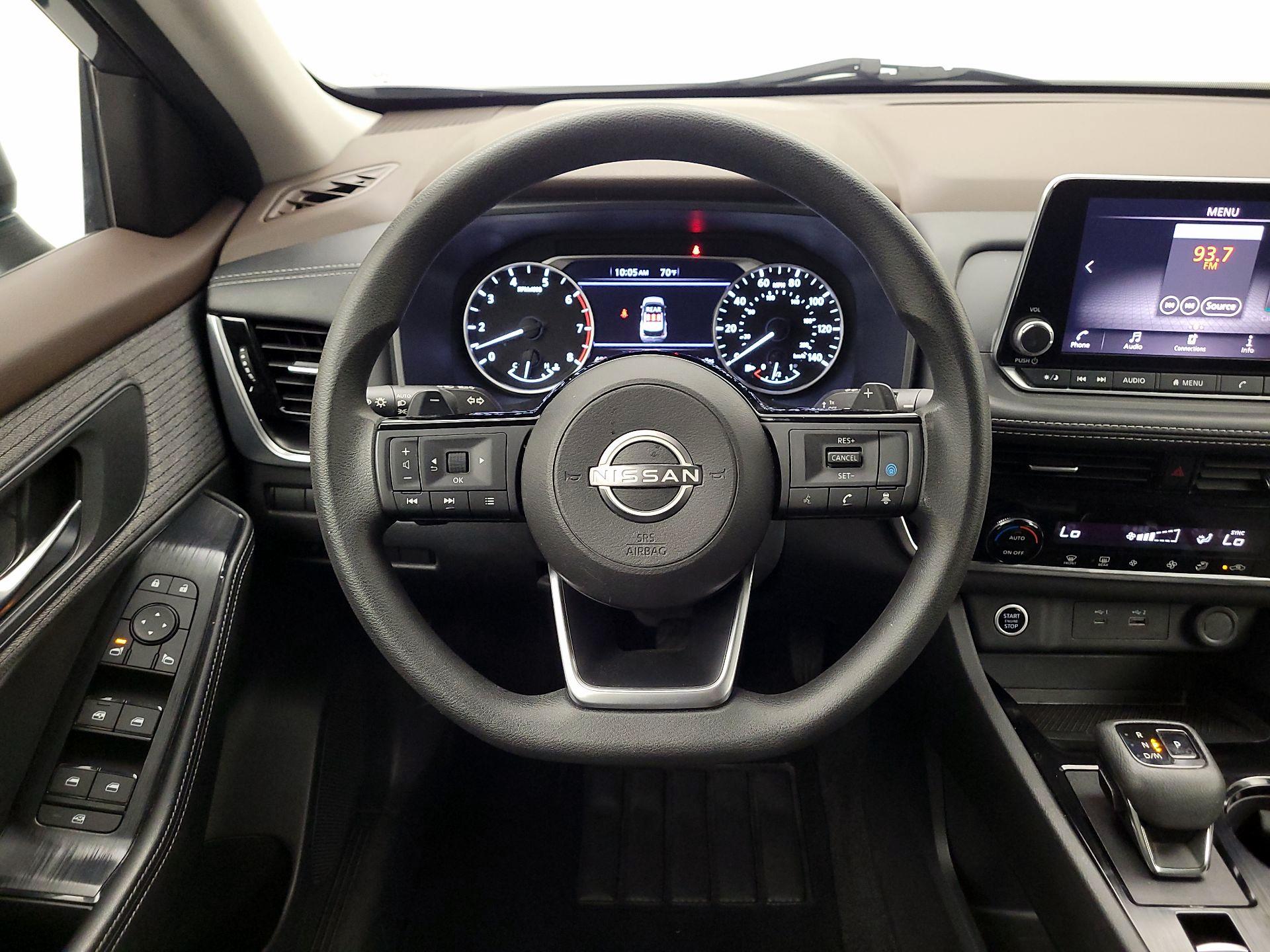 Thumbnail: 2023 Nissan Rogue - 10