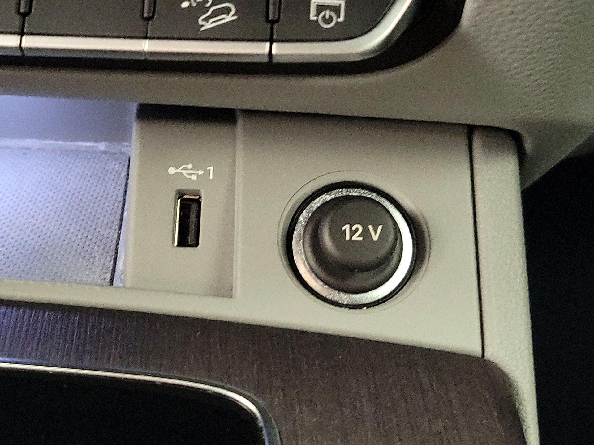 Thumbnail: 2022 Audi Q5 - 18