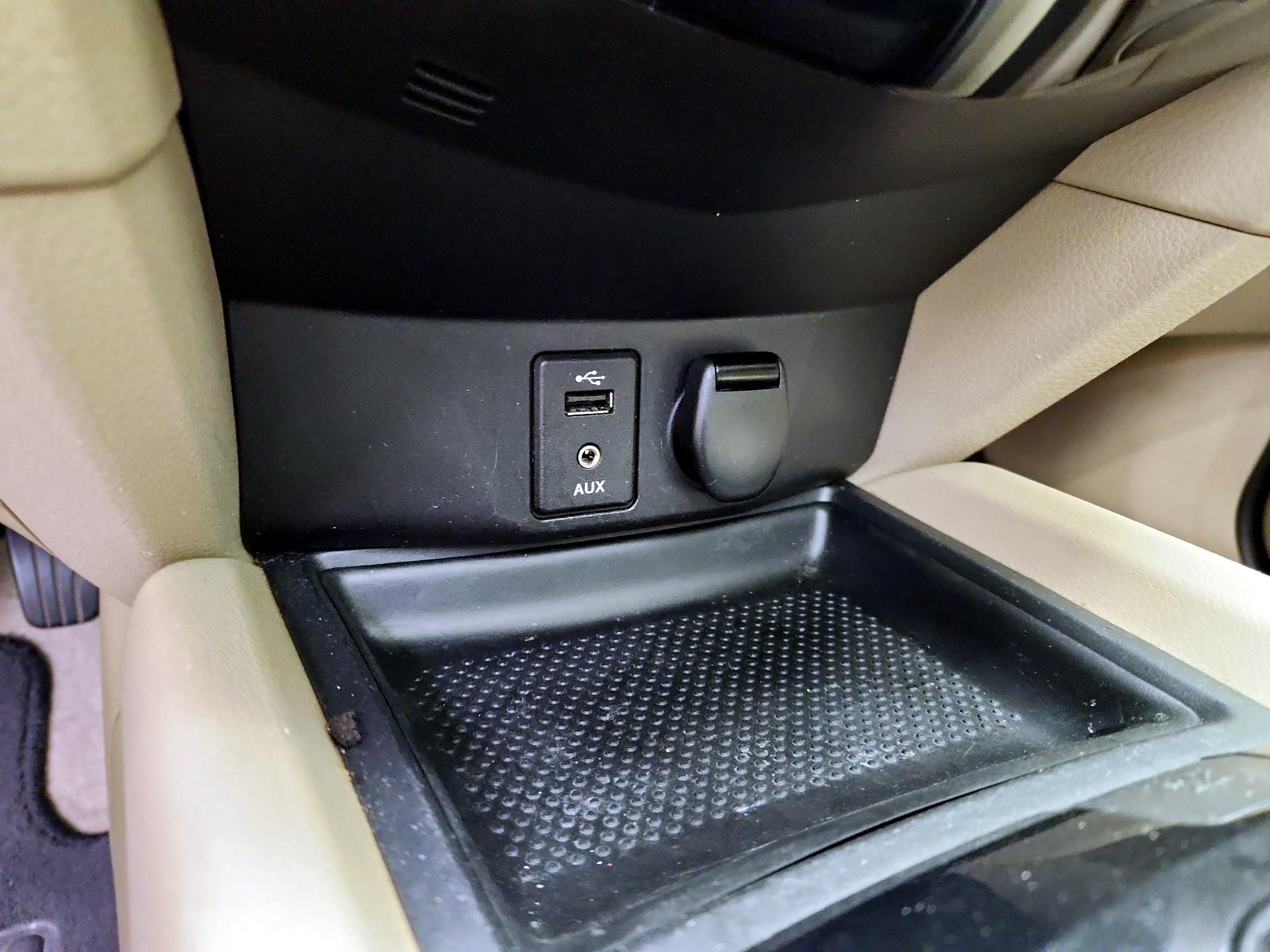 Thumbnail: 2015 Nissan Rogue - 19