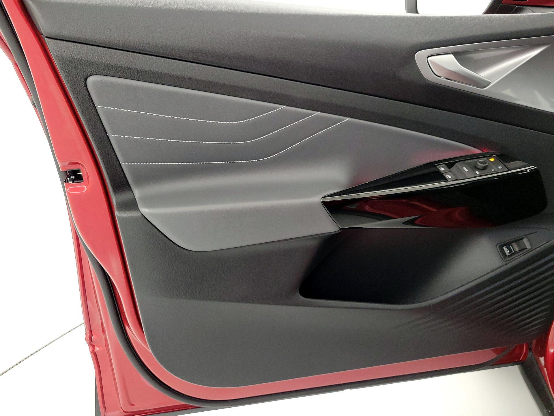 Thumbnail: 2023 Volkswagen ID.4 - 12
