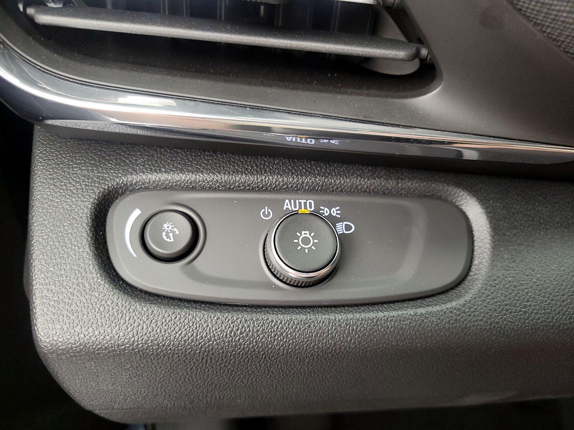 Thumbnail: 2025 Buick Envista - 13