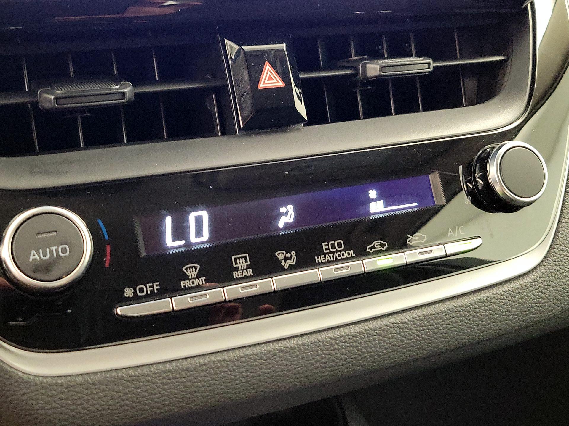 Thumbnail: 2024 Toyota Corolla - 16