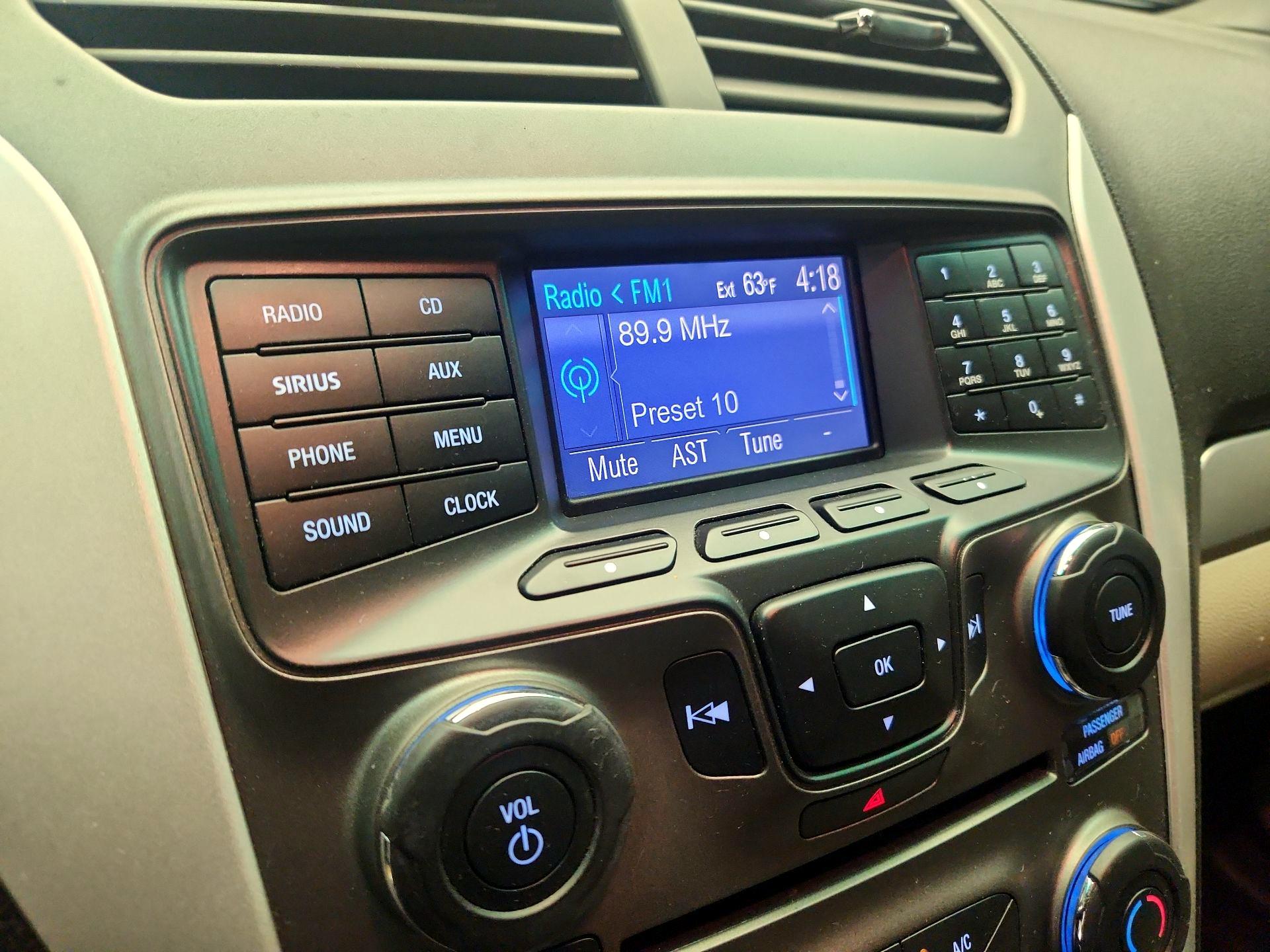 Thumbnail: 2014 Ford Explorer - 14