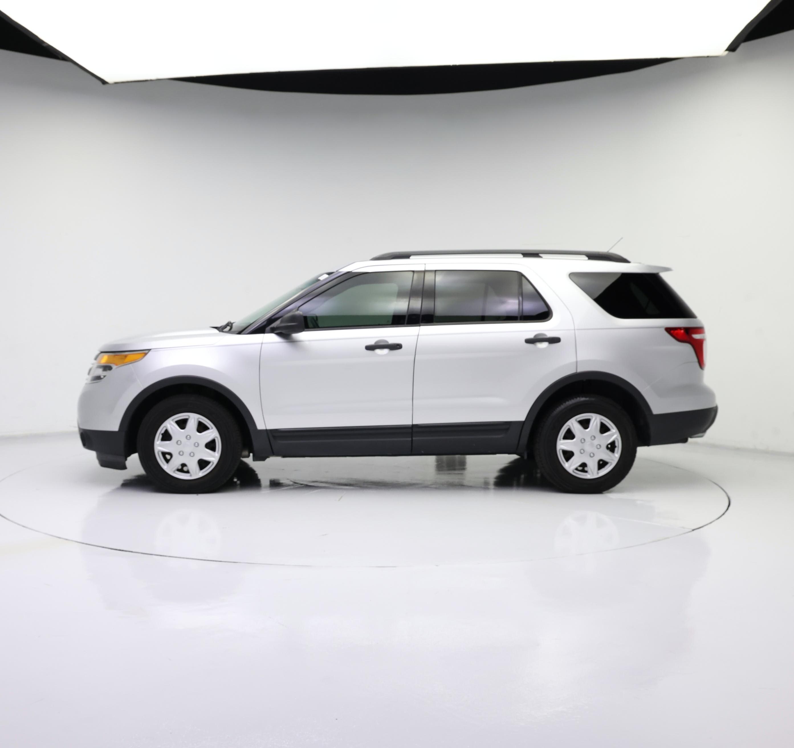 Thumbnail: 2014 Ford Explorer - 3