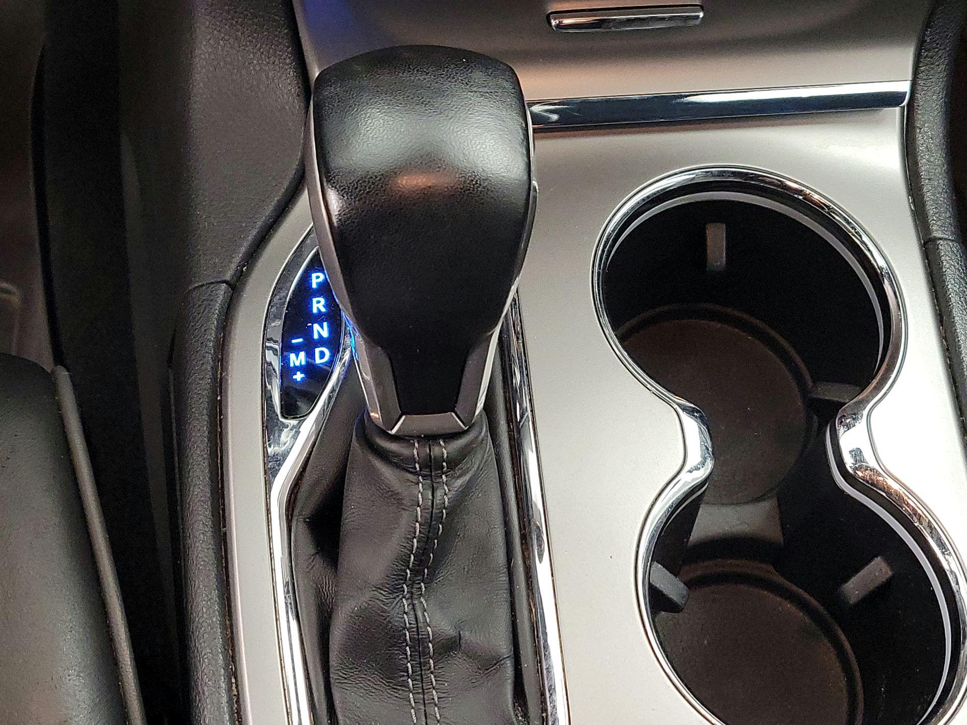 Thumbnail: 2020 Jeep Grand Cherokee - 18