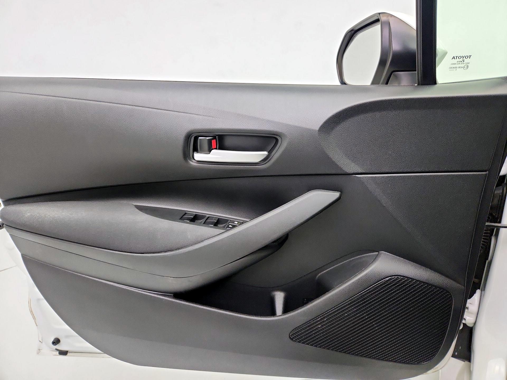 Thumbnail: 2021 Toyota Corolla - 12