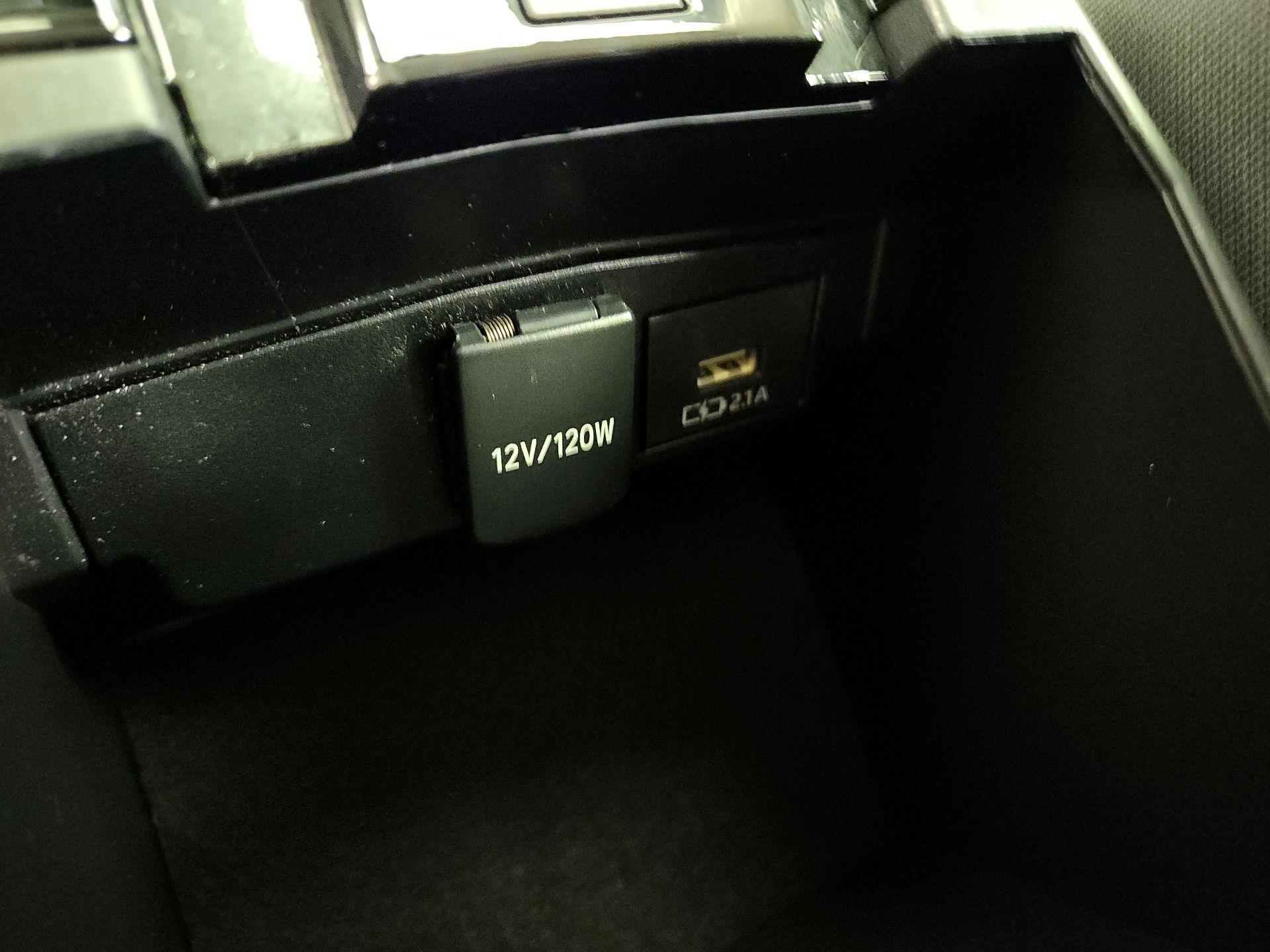 Thumbnail: 2021 Toyota Corolla - 18