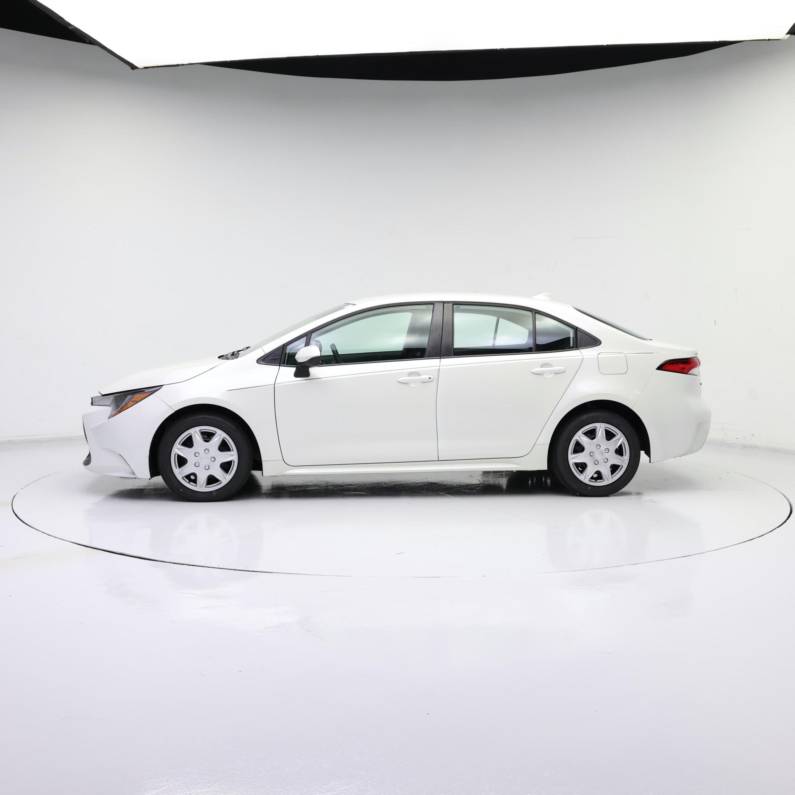 Thumbnail: 2021 Toyota Corolla - 3