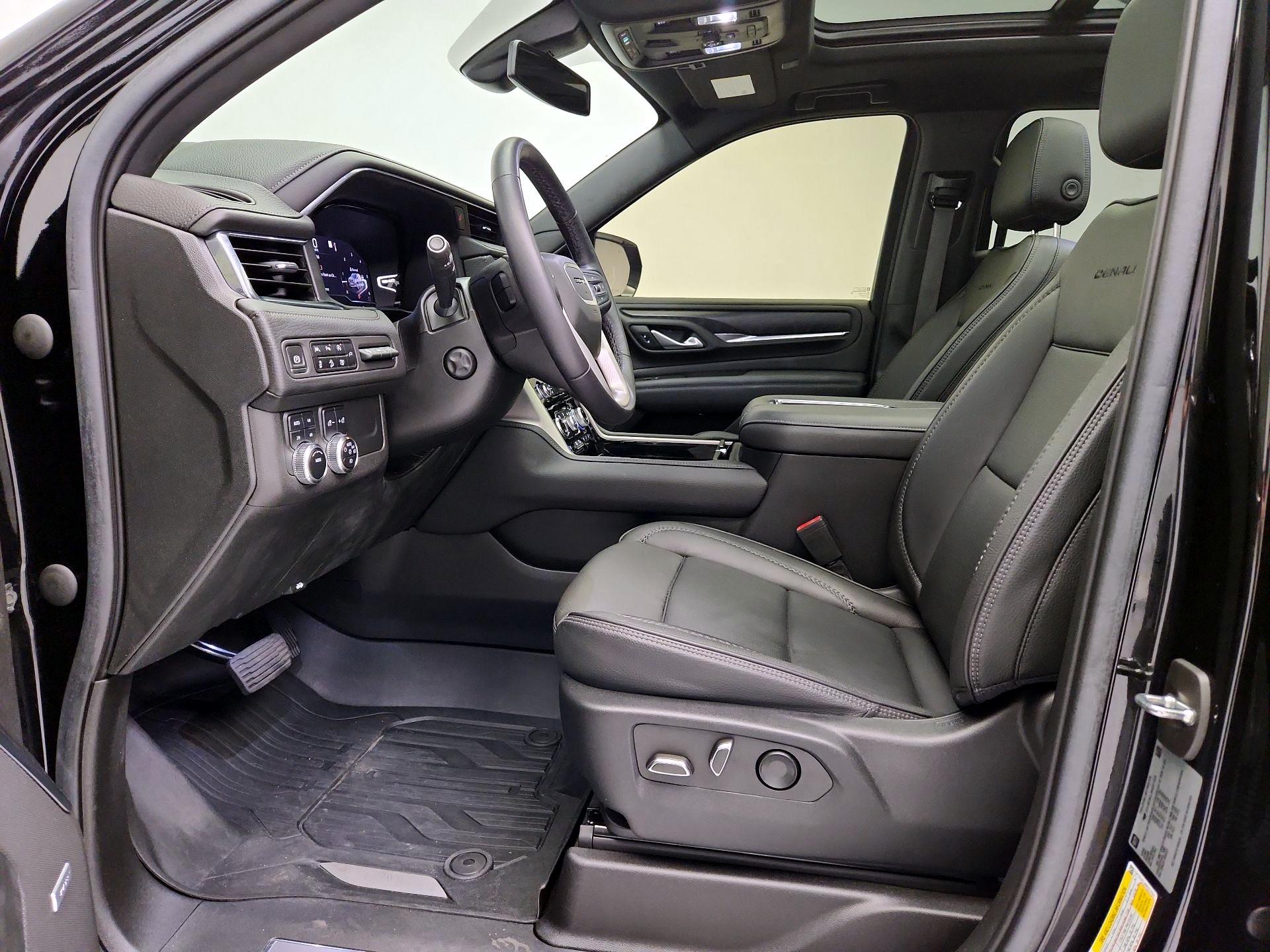 Thumbnail: 2022 GMC Yukon XL - 11