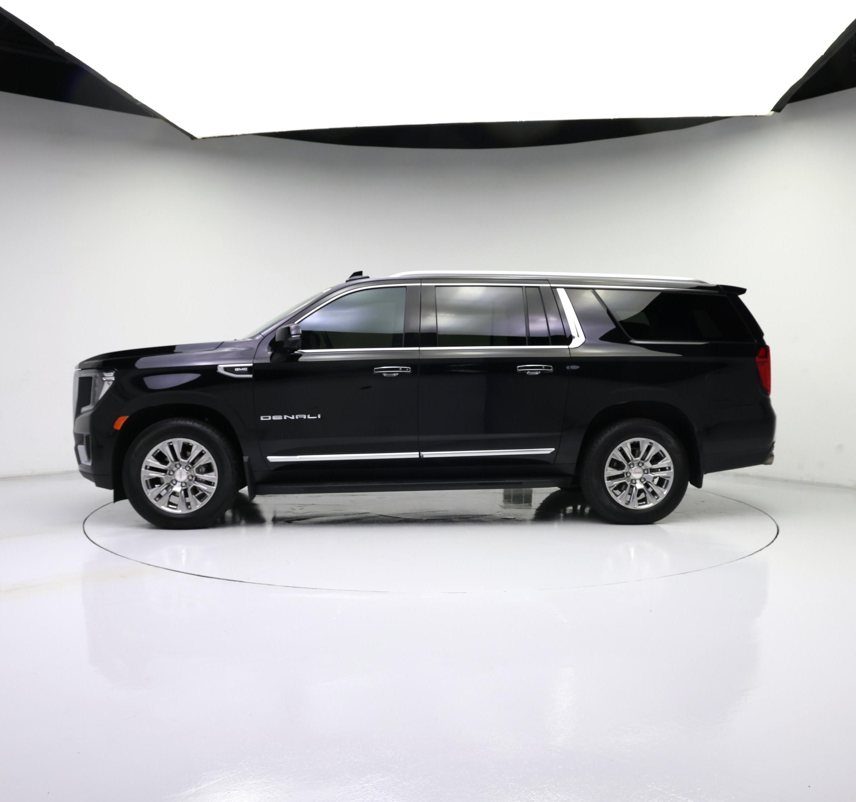 Thumbnail: 2022 GMC Yukon XL - 3