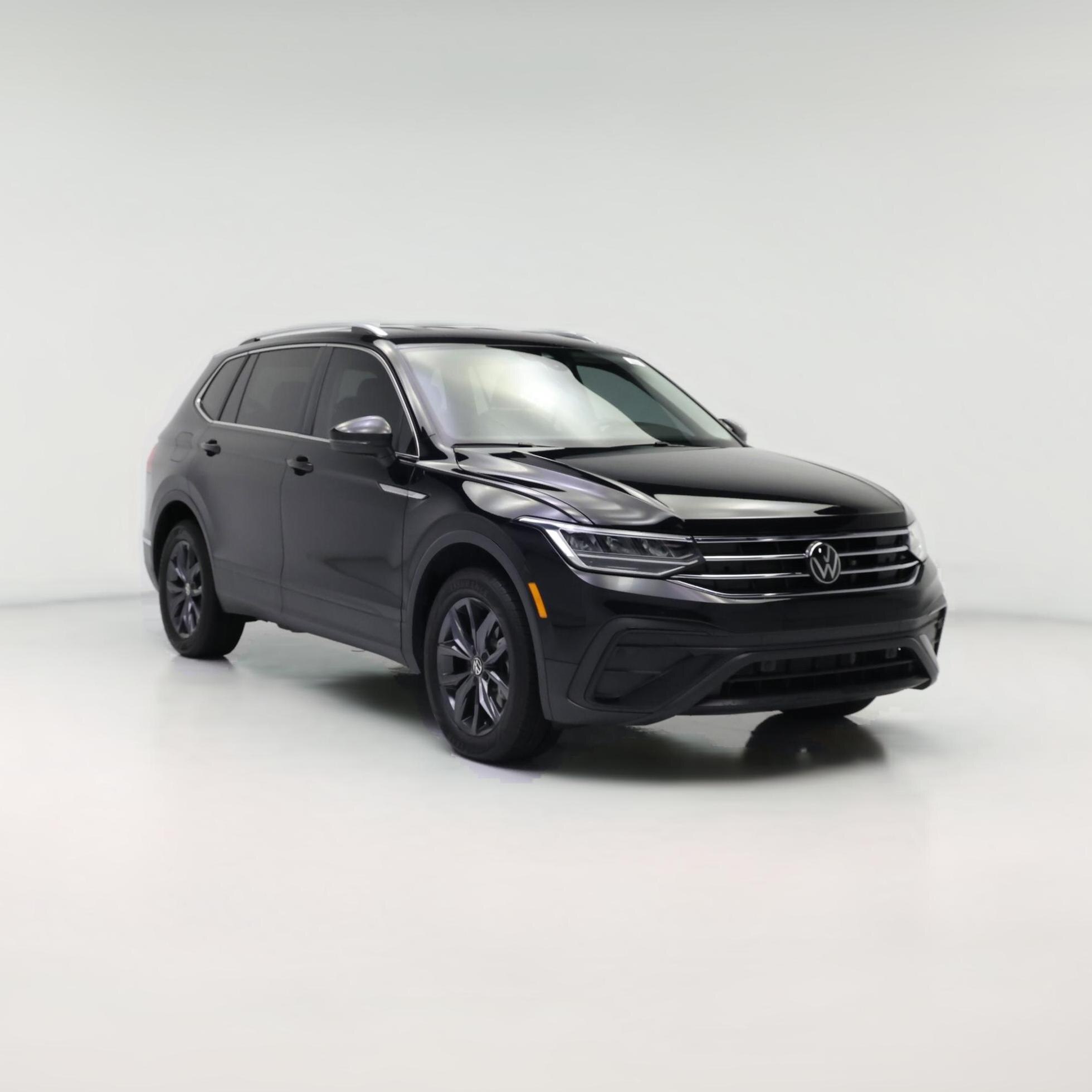 Thumbnail: 2023 Volkswagen Tiguan - 1